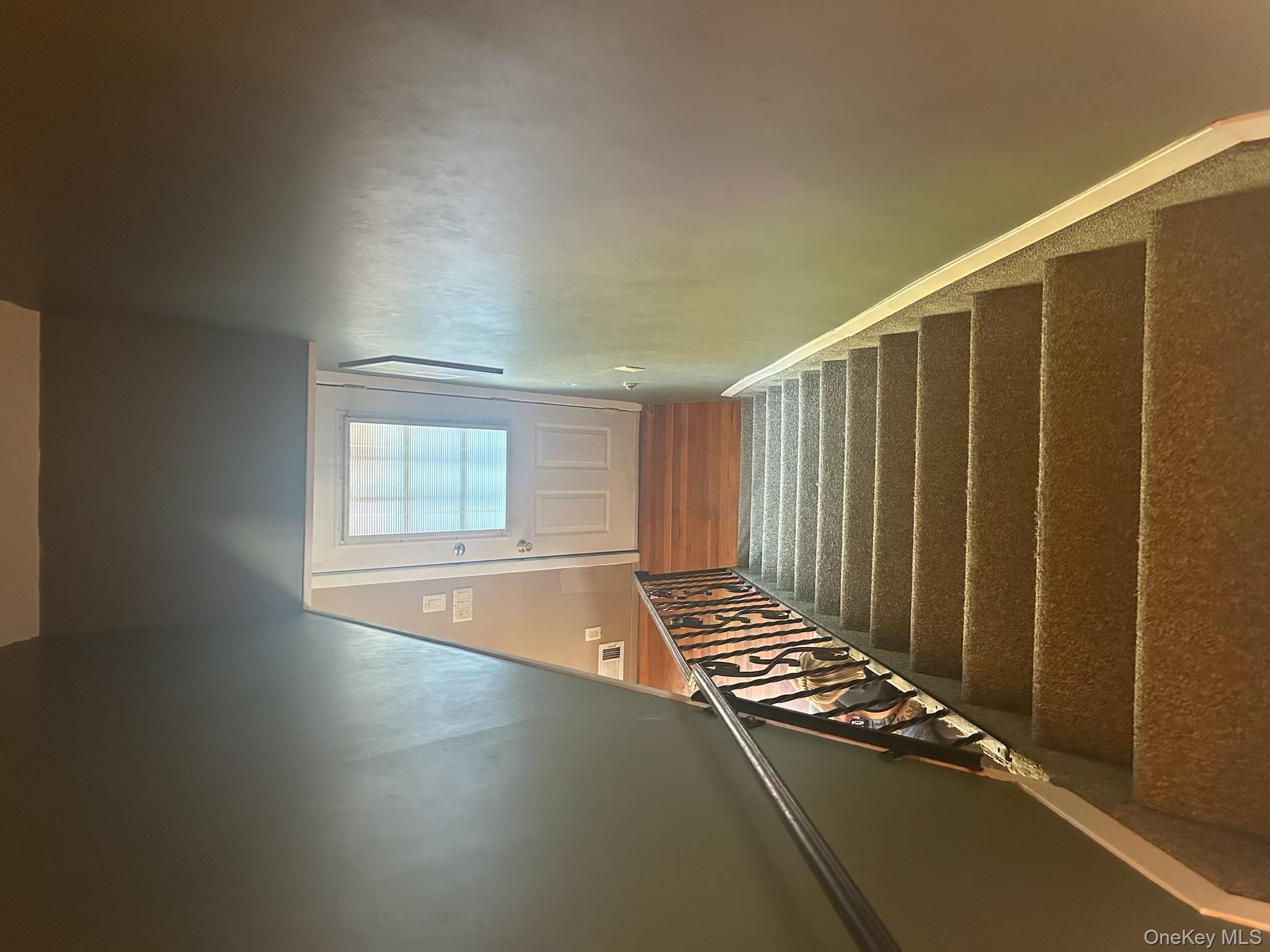 4 Andam Way, Saint James, NY 11780