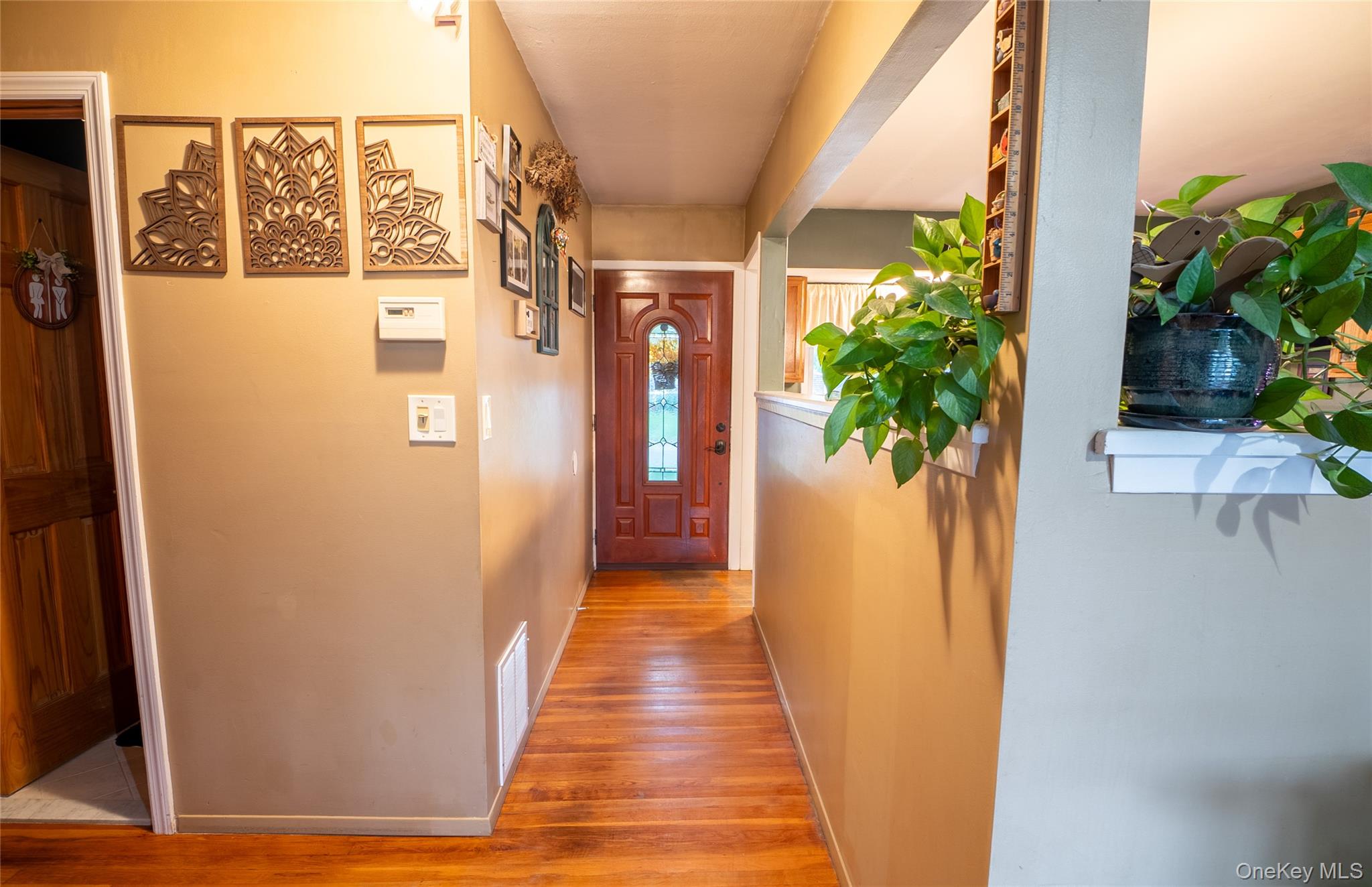 4 Andam Way, Saint James, NY 11780