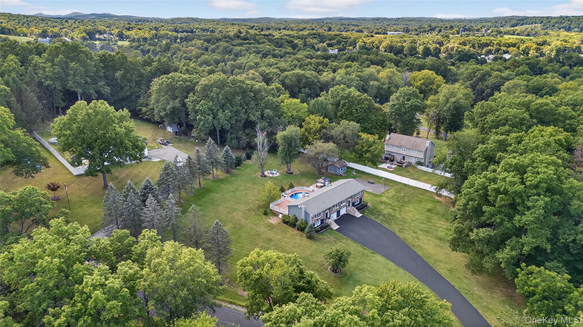 2 Mockingbird Lane, Washingtonville, NY 10992