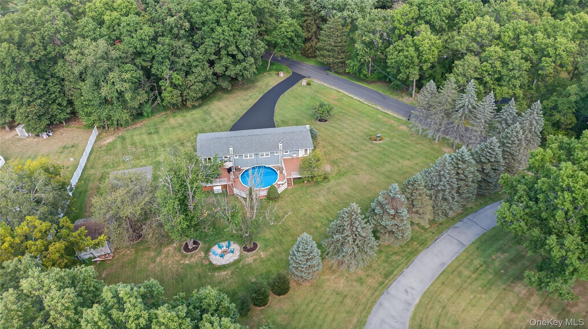 2 Mockingbird Lane, Washingtonville, NY 10992