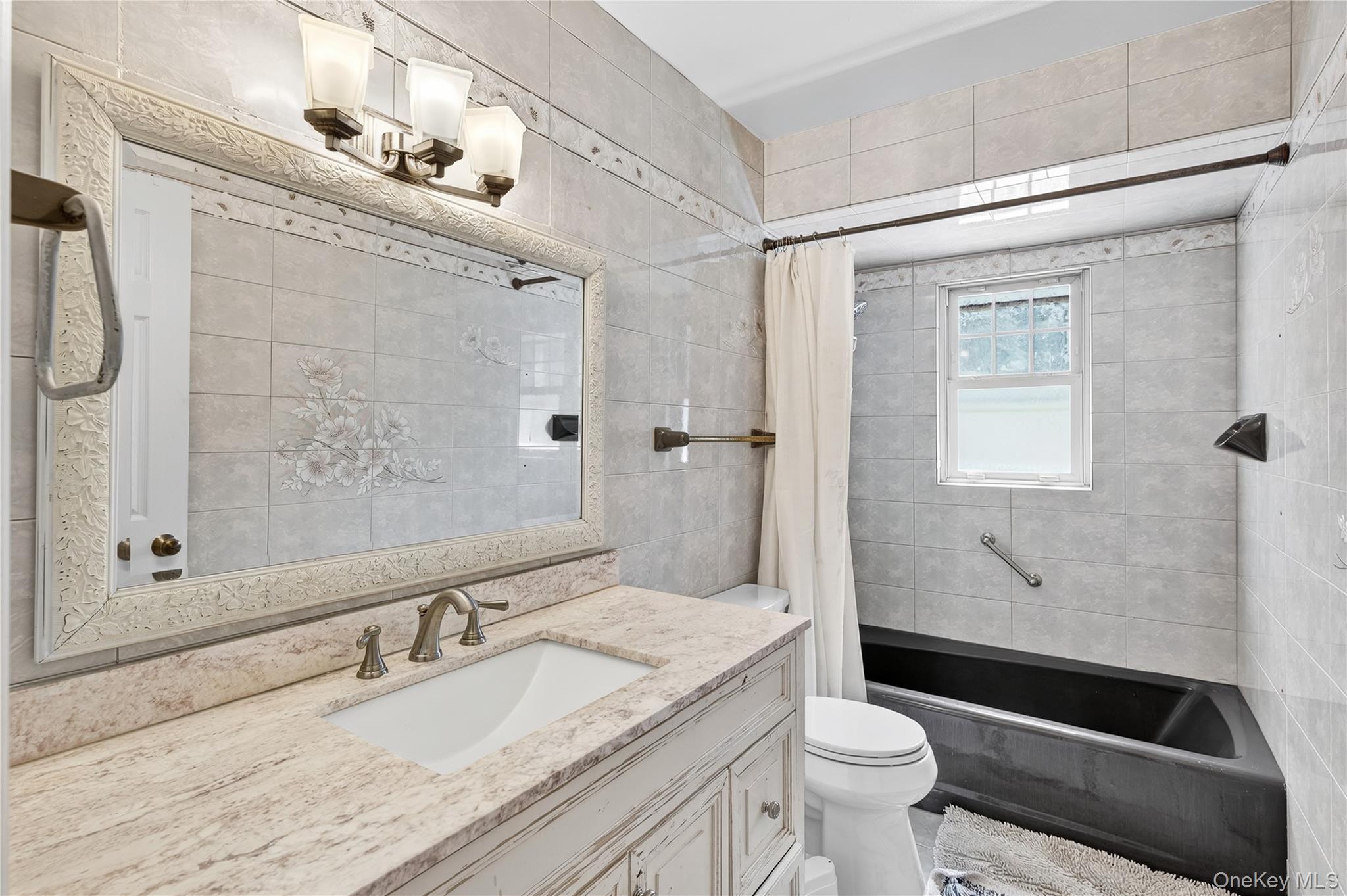 2 Mockingbird Lane, Washingtonville, NY 10992