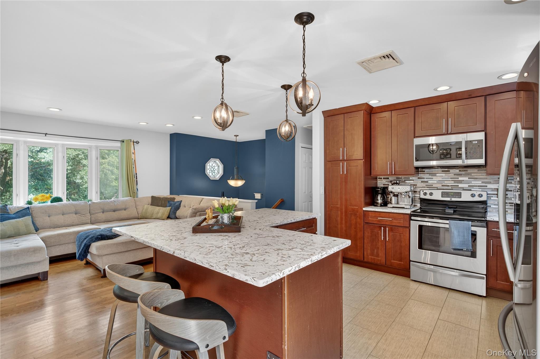 2 Mockingbird Lane, Washingtonville, NY 10992