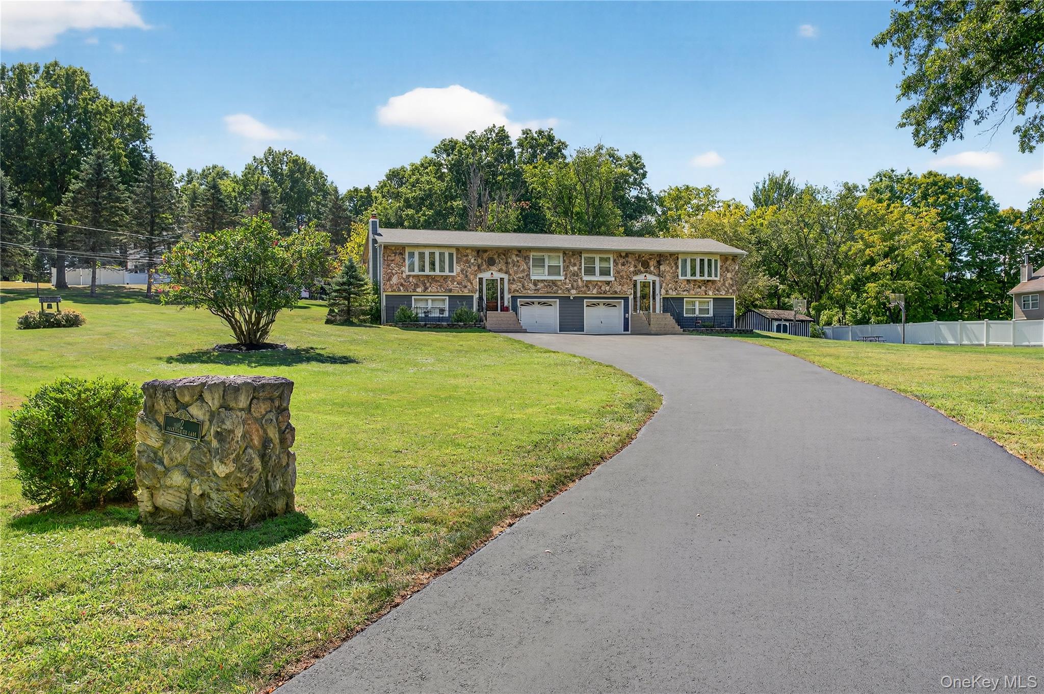 2 Mockingbird Lane, Washingtonville, NY 10992