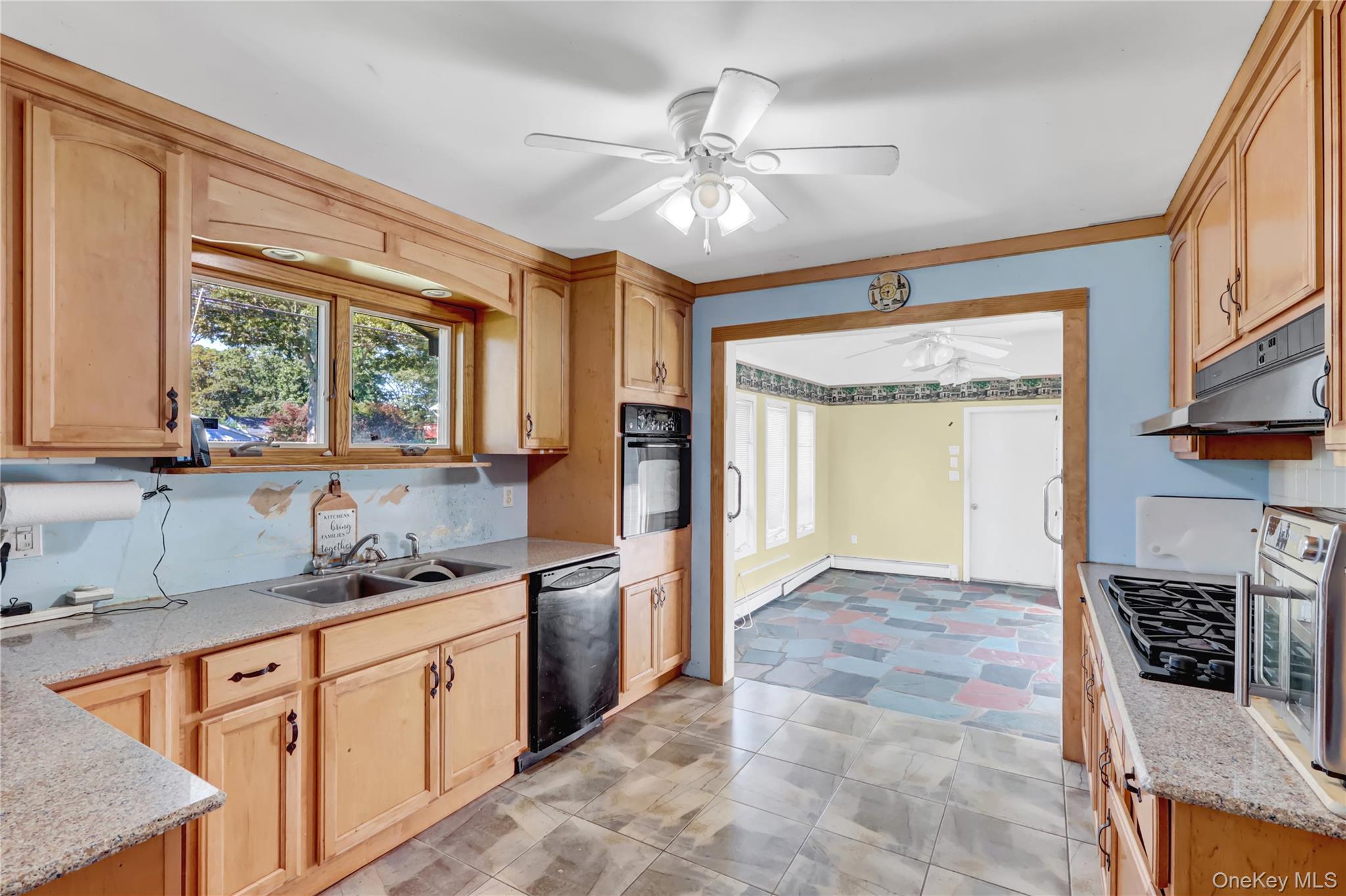 16 Flintlock Drive, Shirley, NY 11967