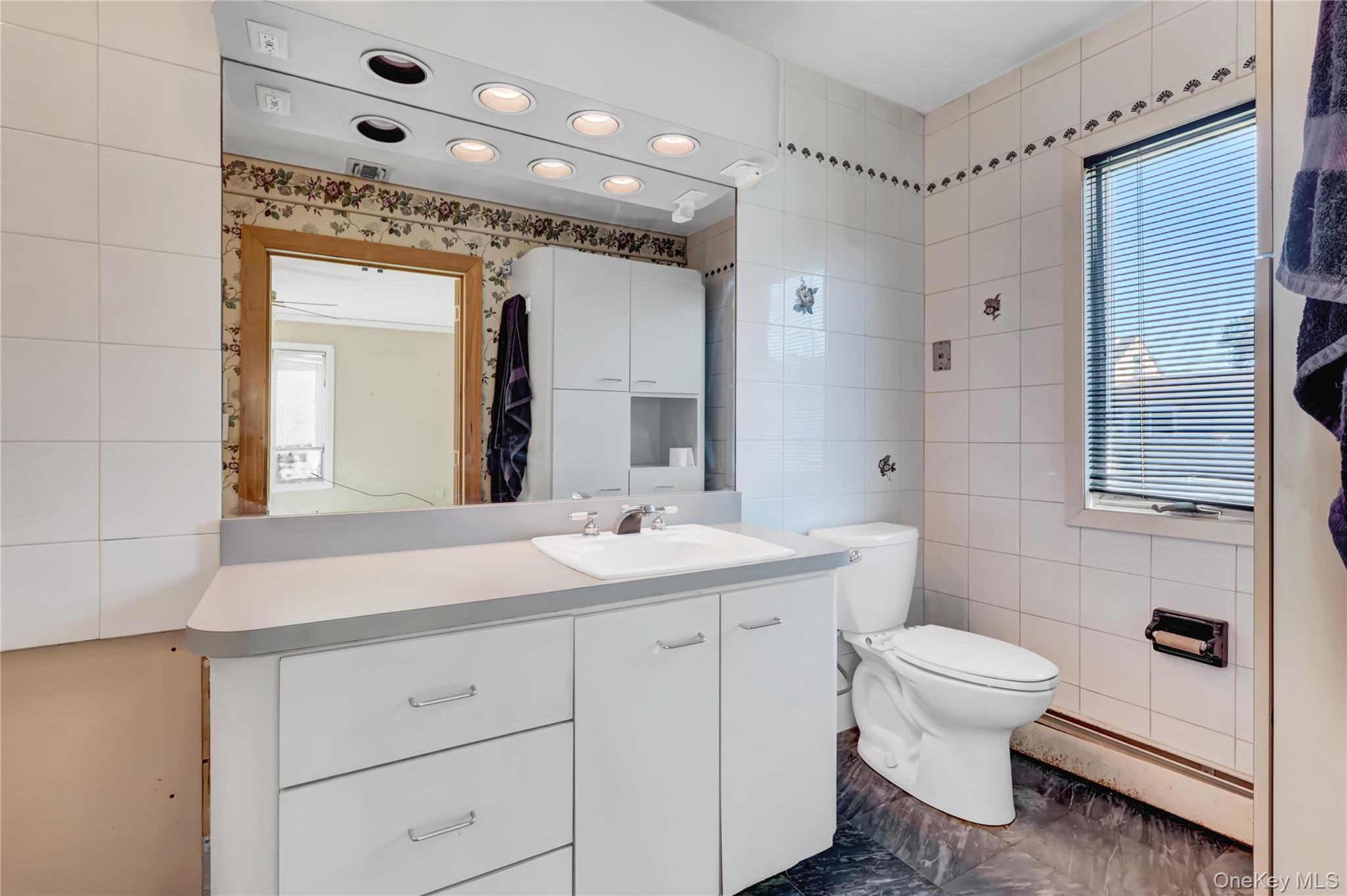 16 Flintlock Drive, Shirley, NY 11967