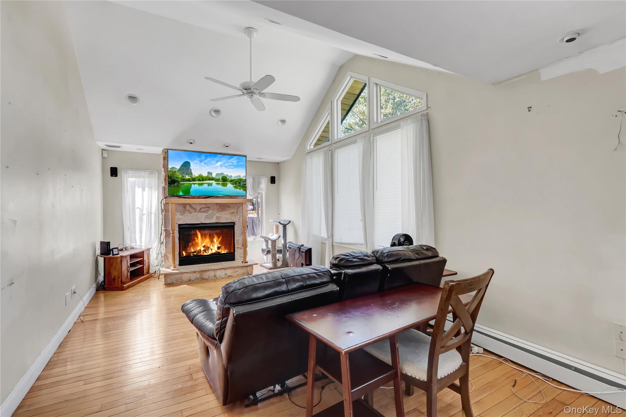 16 Flintlock Drive, Shirley, NY 11967