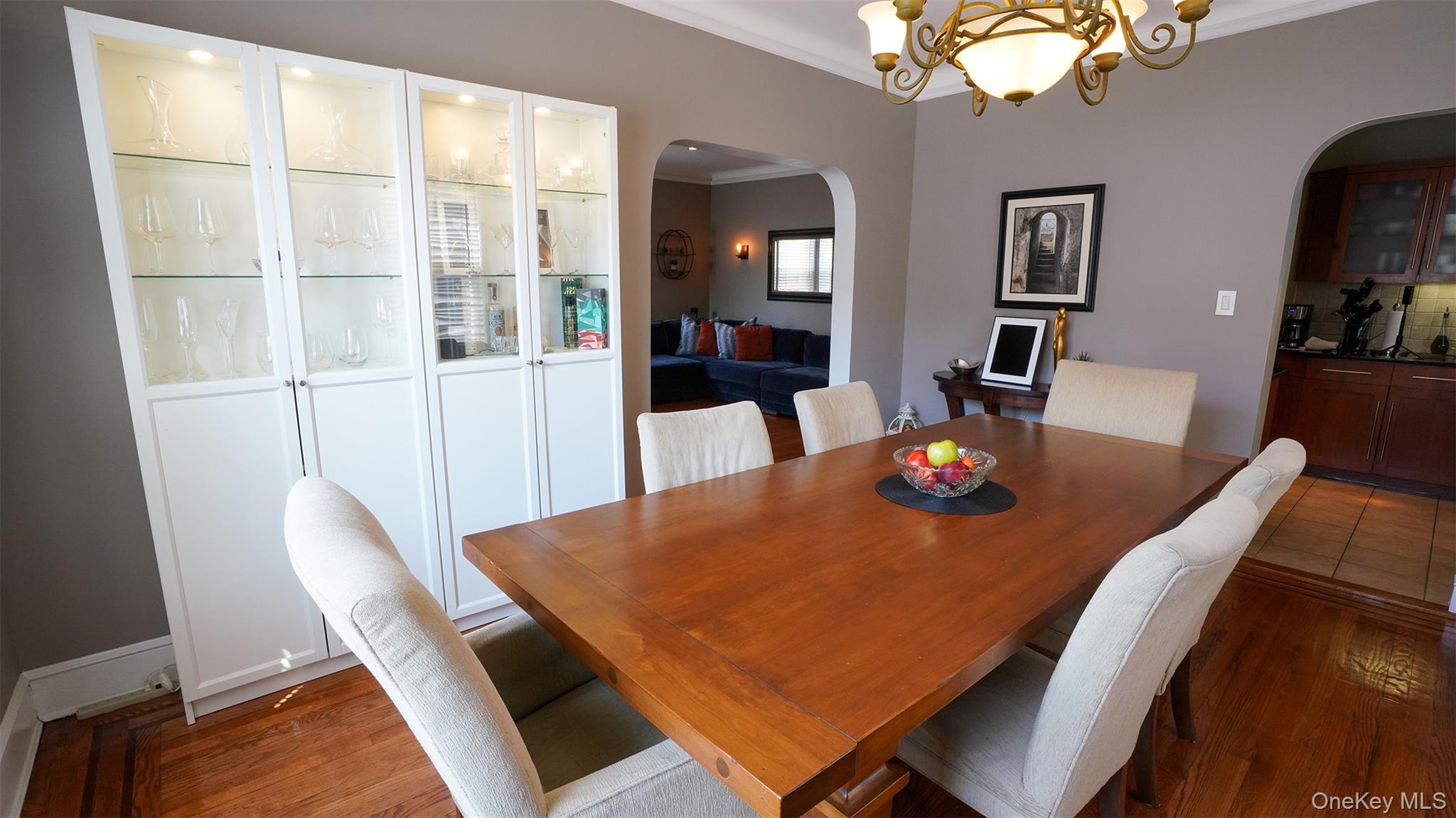 16627 25th Avenue, Whitestone, NY 11357