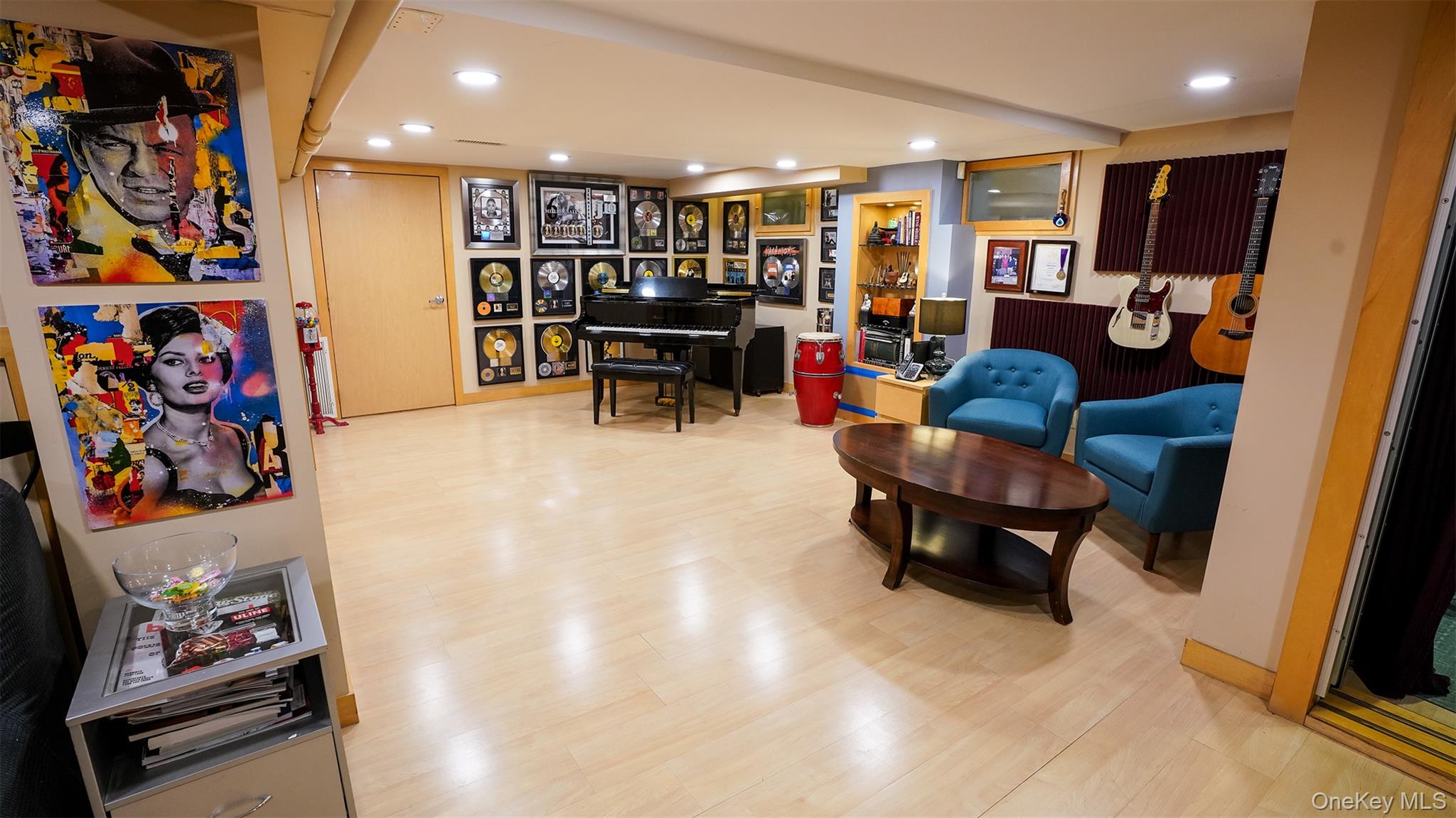 16627 25th Avenue, Whitestone, NY 11357