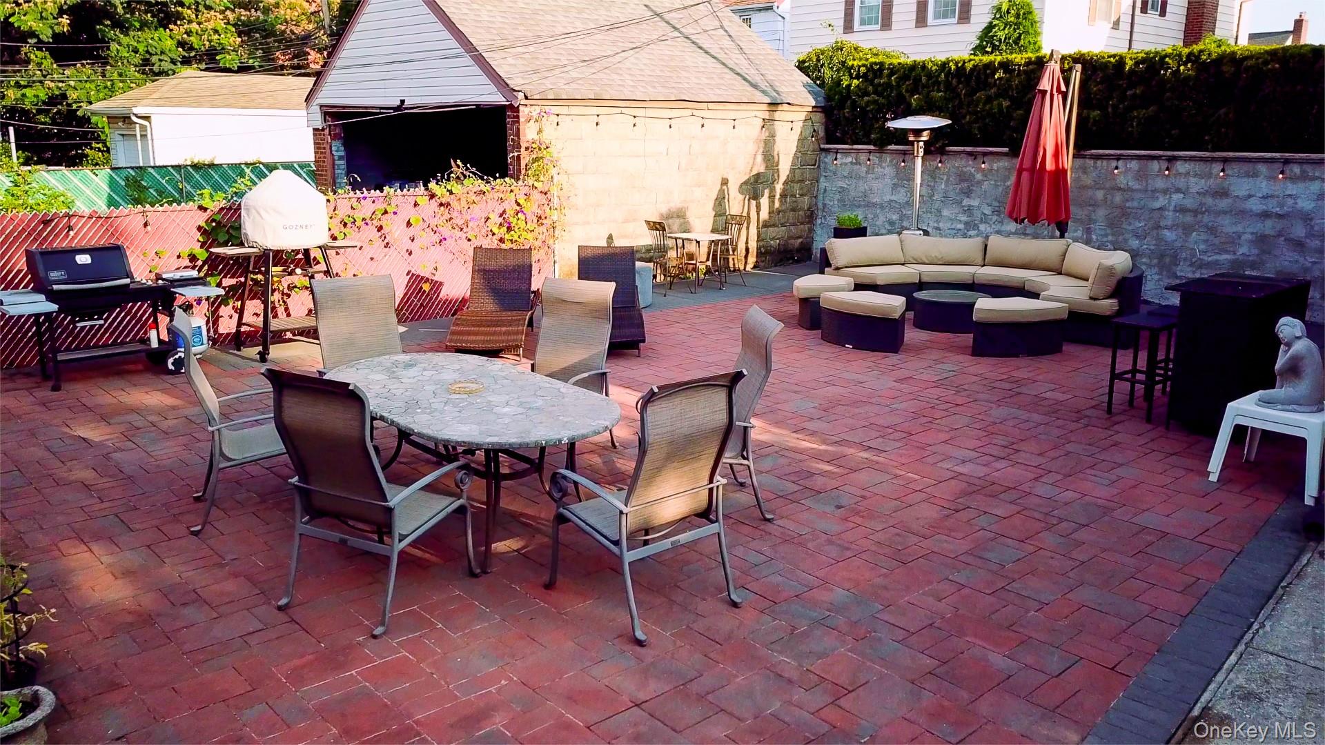 16627 25th Avenue, Whitestone, NY 11357