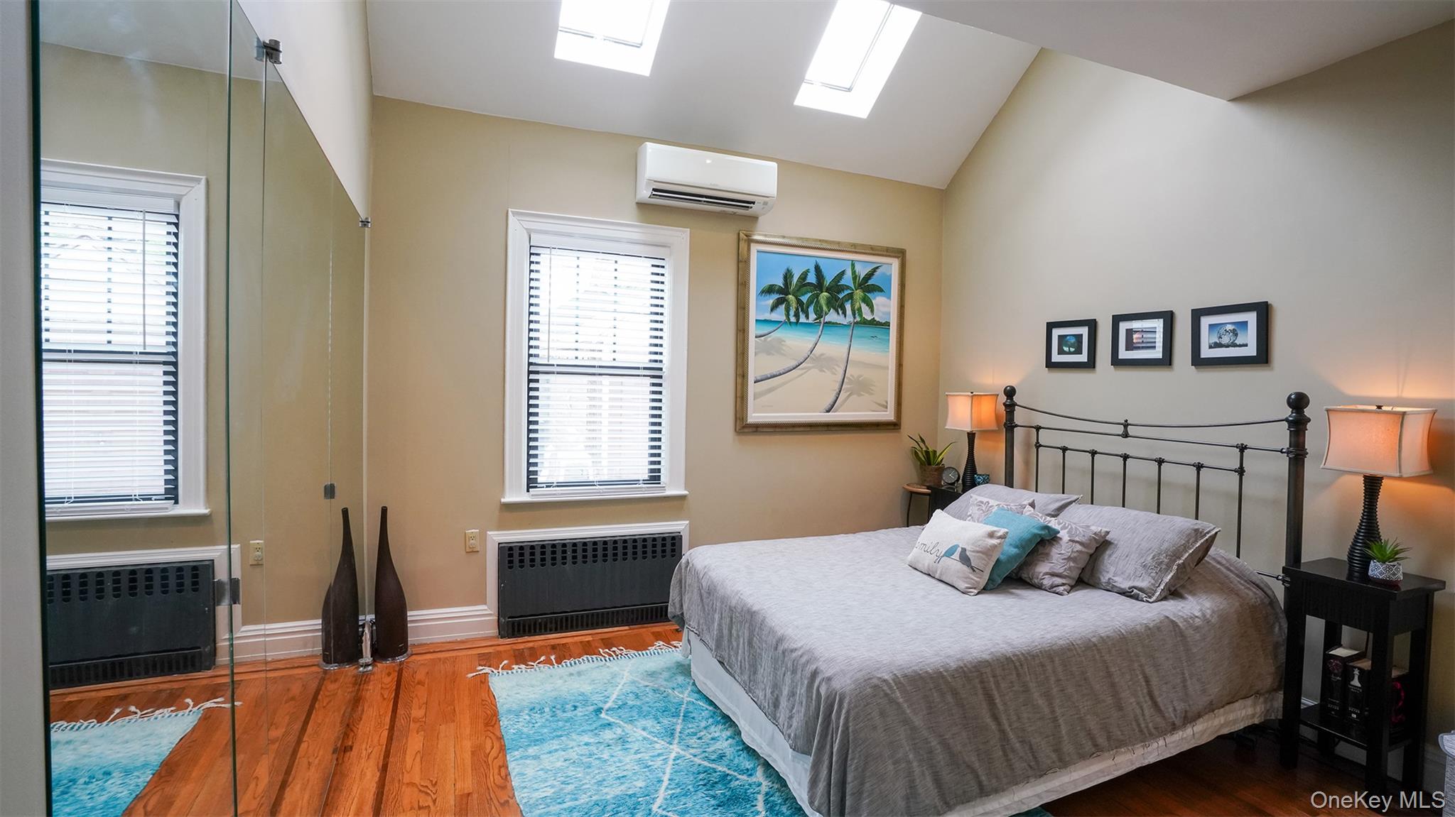 16627 25th Avenue, Whitestone, NY 11357