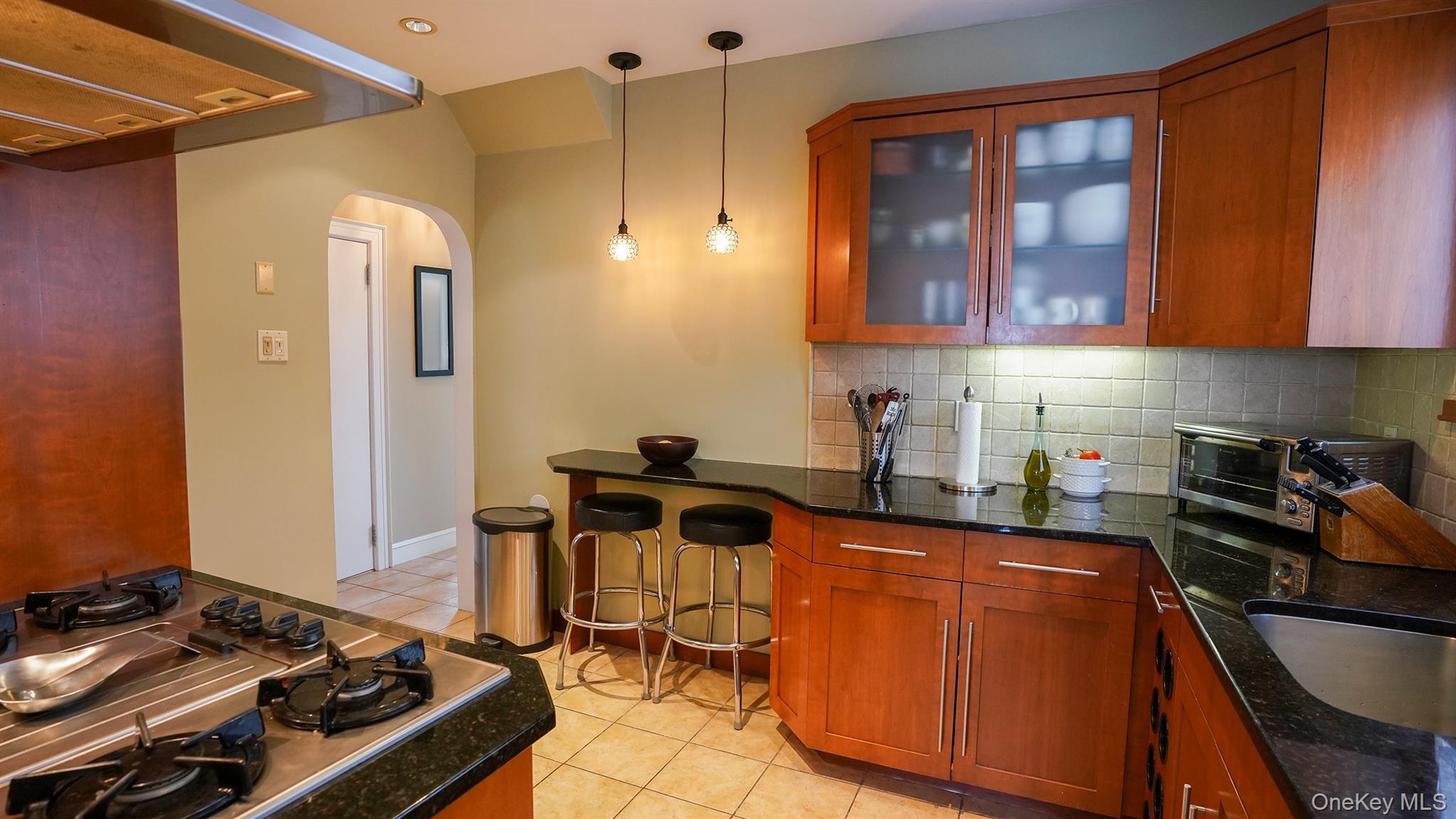 16627 25th Avenue, Whitestone, NY 11357