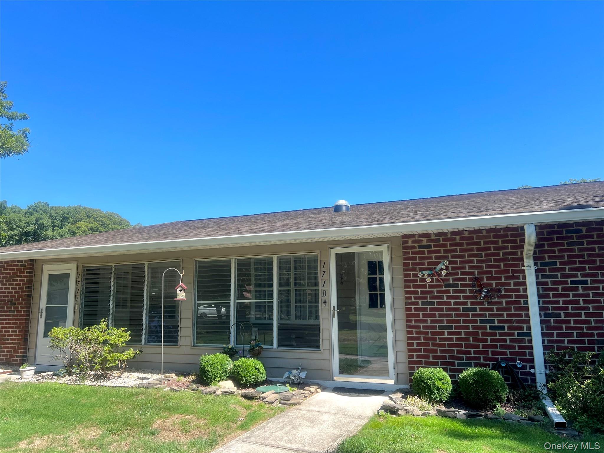 171B Ventry Court # 171B, Ridge, NY 11961