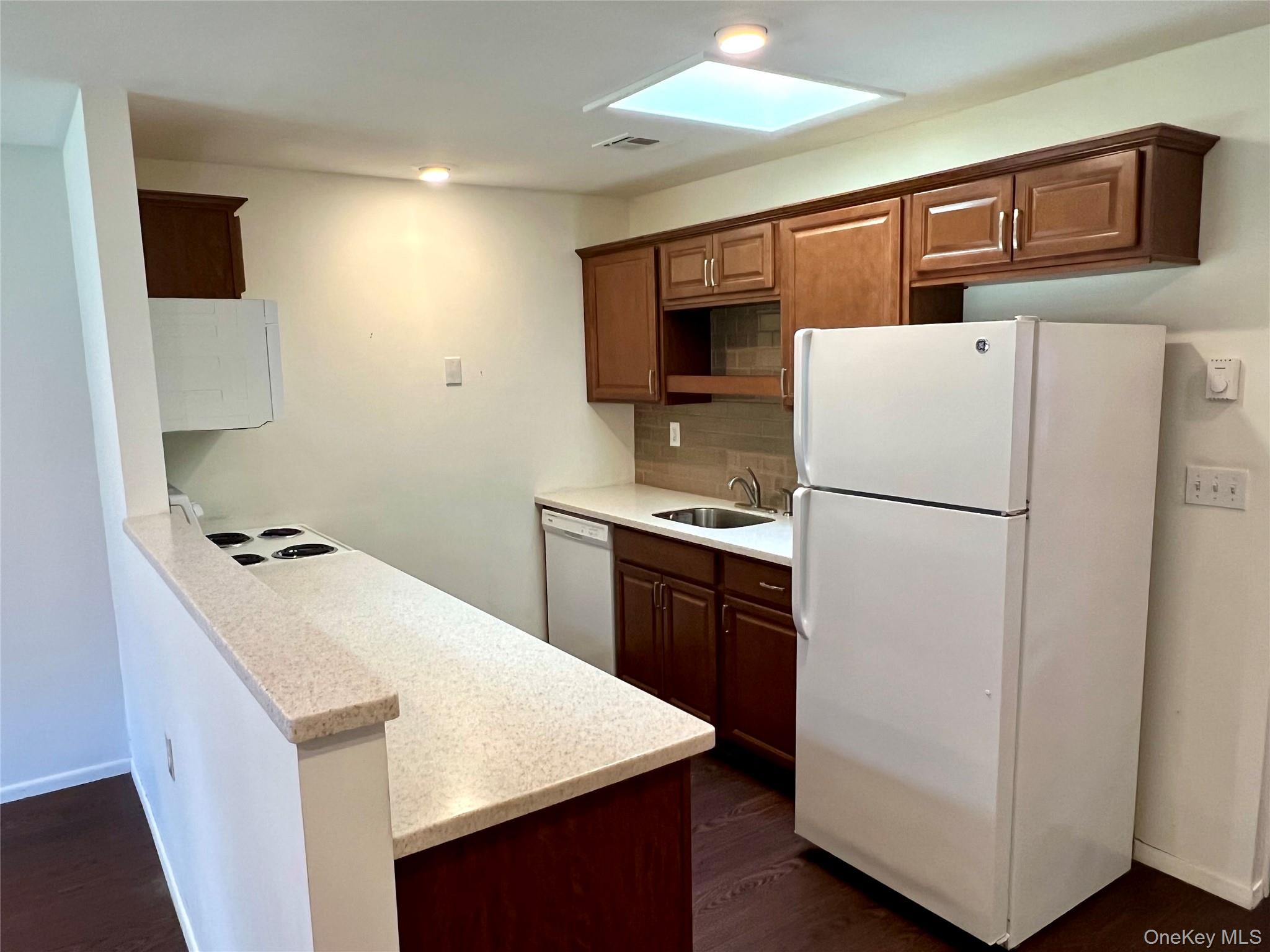 171B Ventry Court # 171B, Ridge, NY 11961