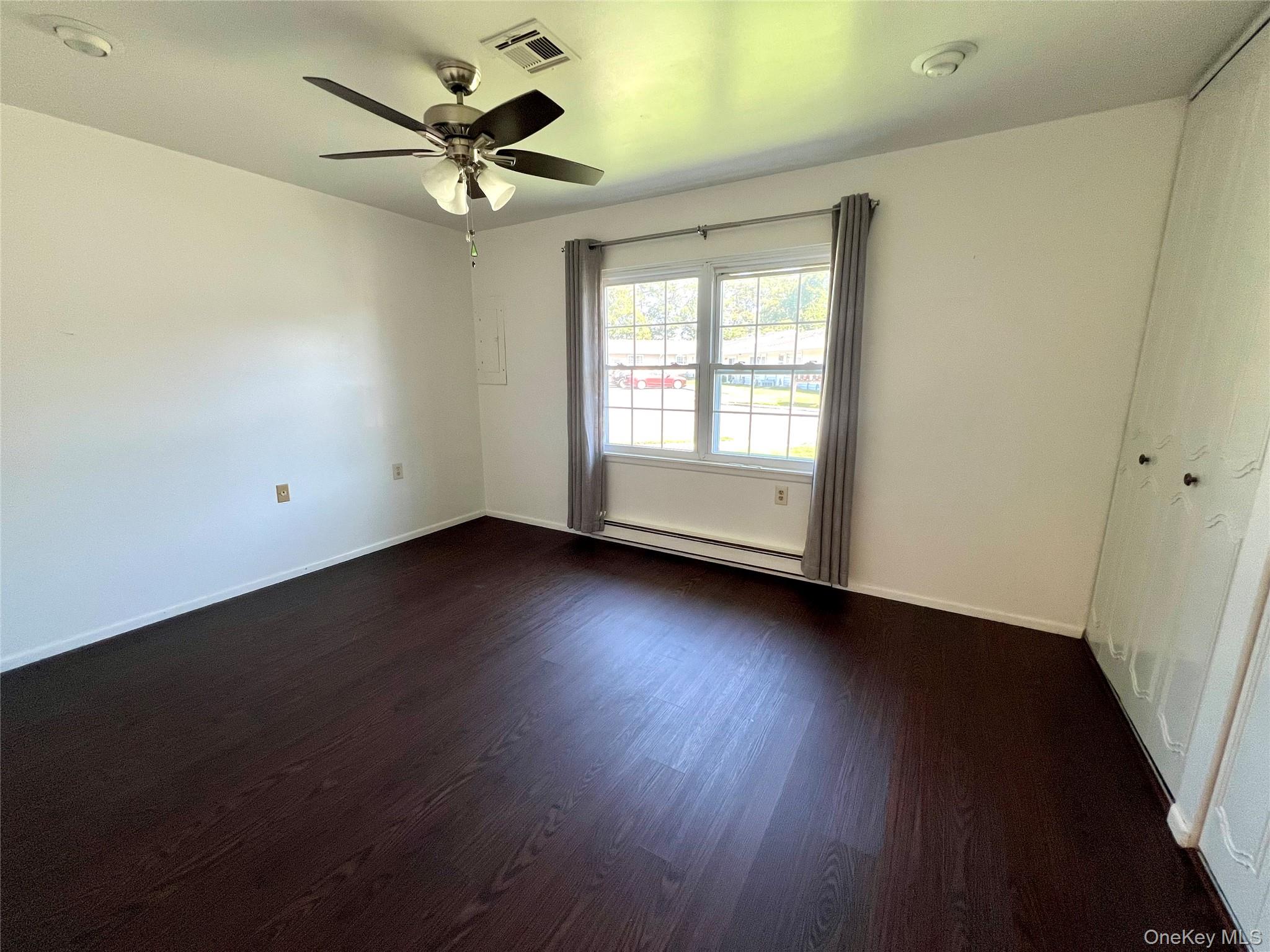 171B Ventry Court # 171B, Ridge, NY 11961