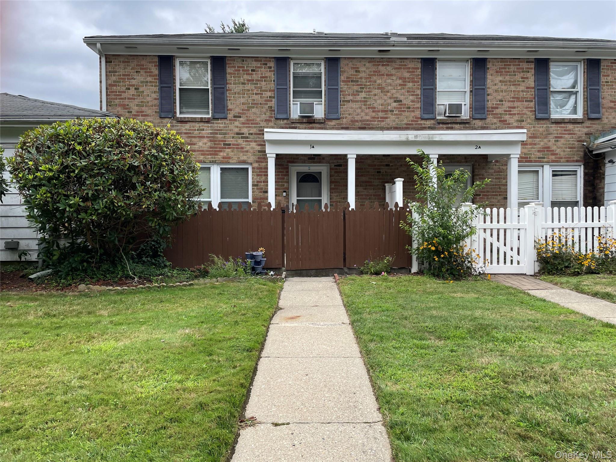 1 Pioneer Court # 1A, Ridge, NY 11961