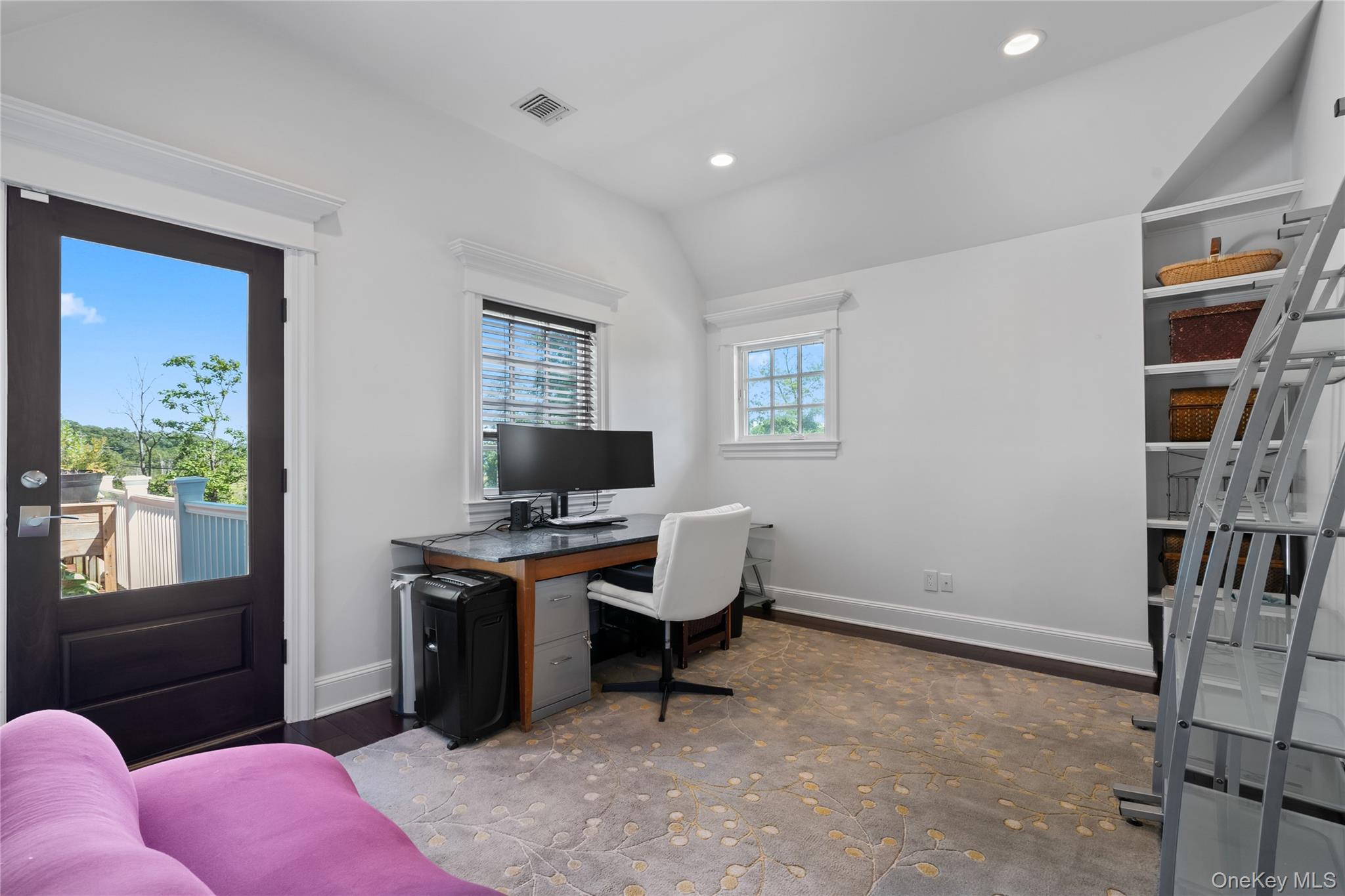 89 Lloyd Harbor Road, Lloyd Harbor, NY 11743