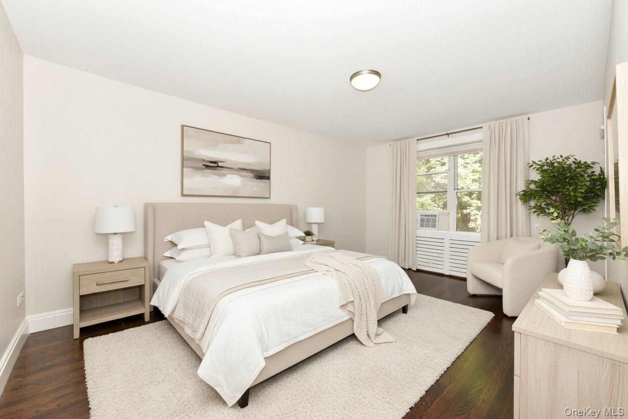 67-66 108th Street # D22, Forest Hills, NY 11375