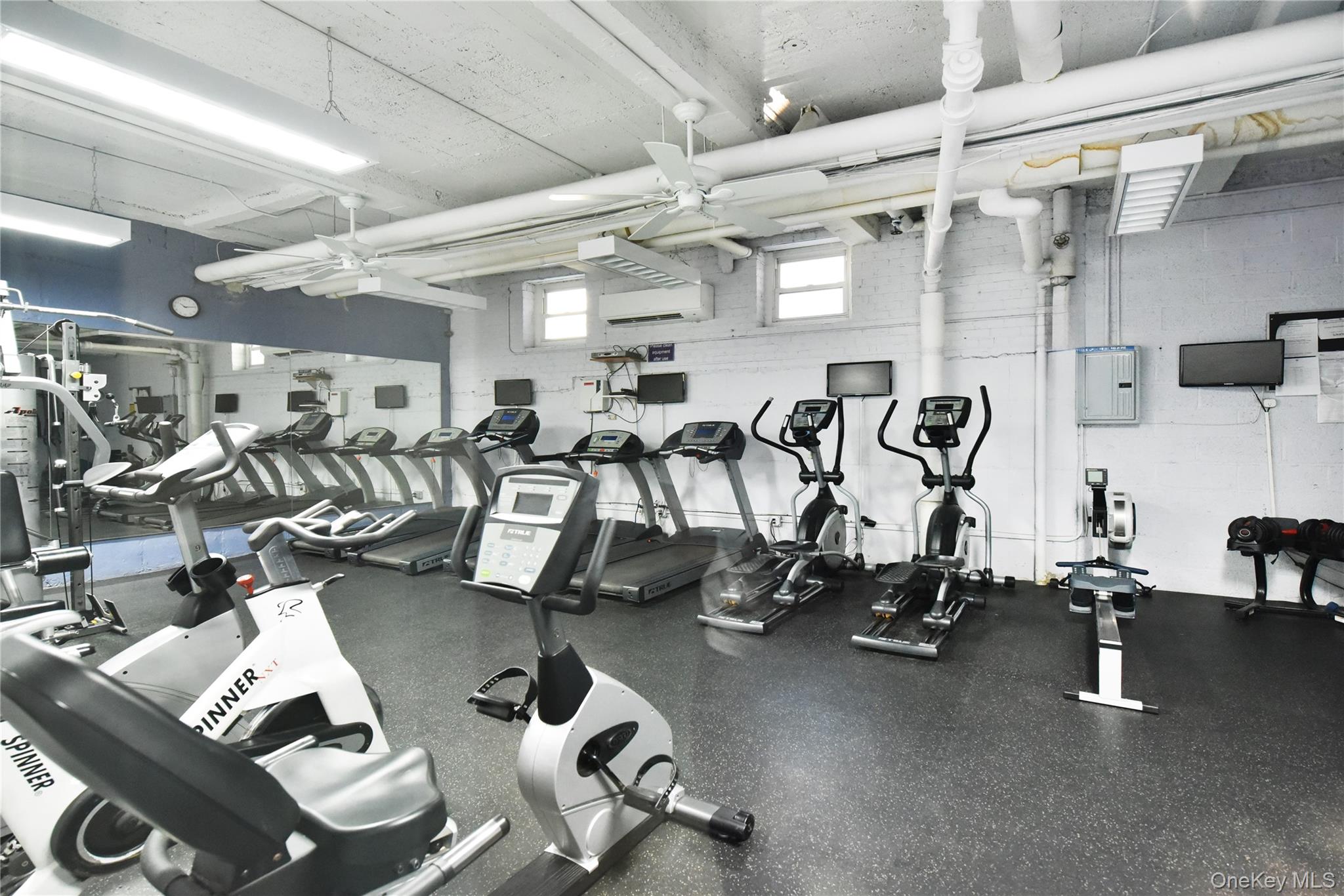 67-66 108th Street # D22, Forest Hills, NY 11375