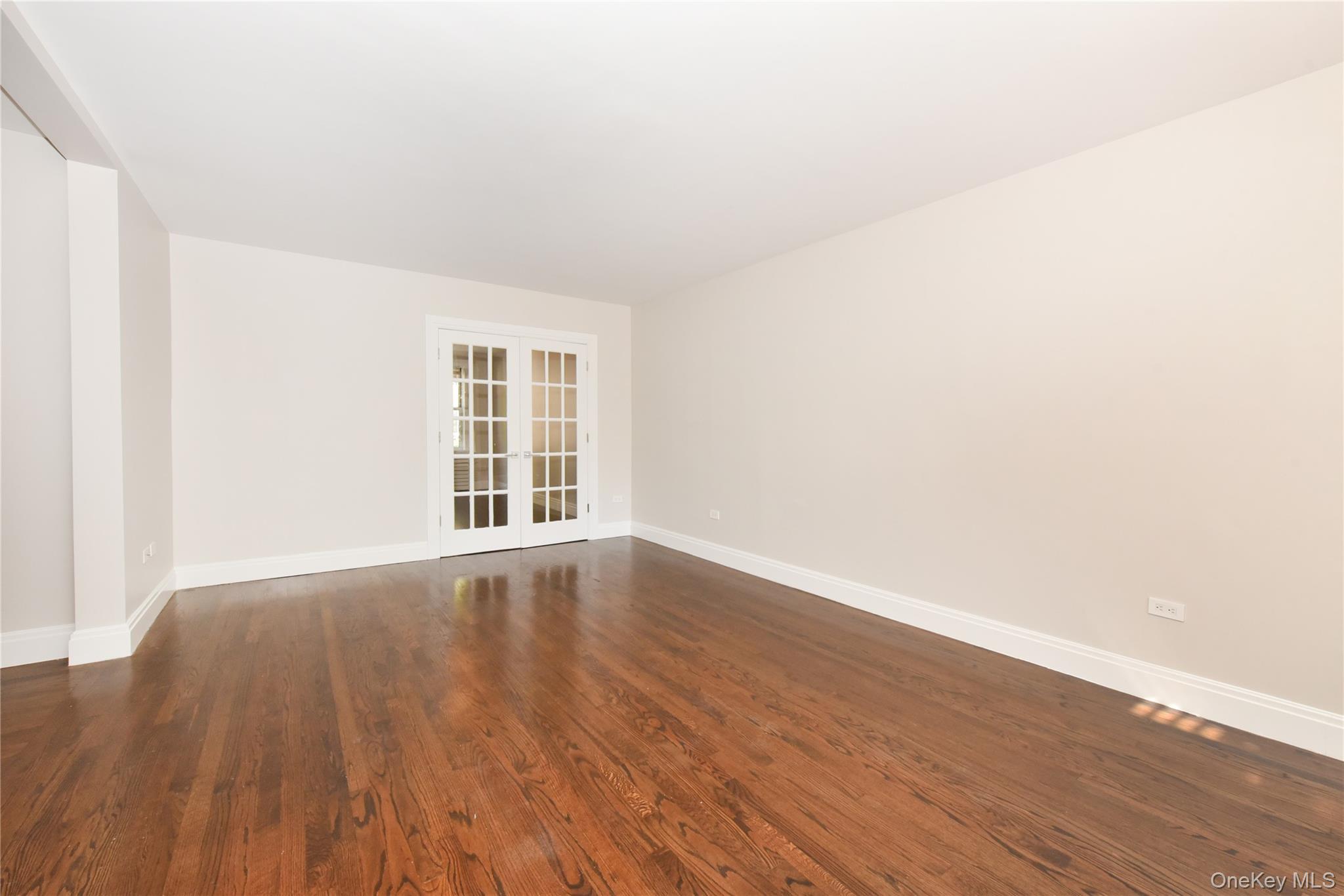 67-66 108th Street # D22, Forest Hills, NY 11375