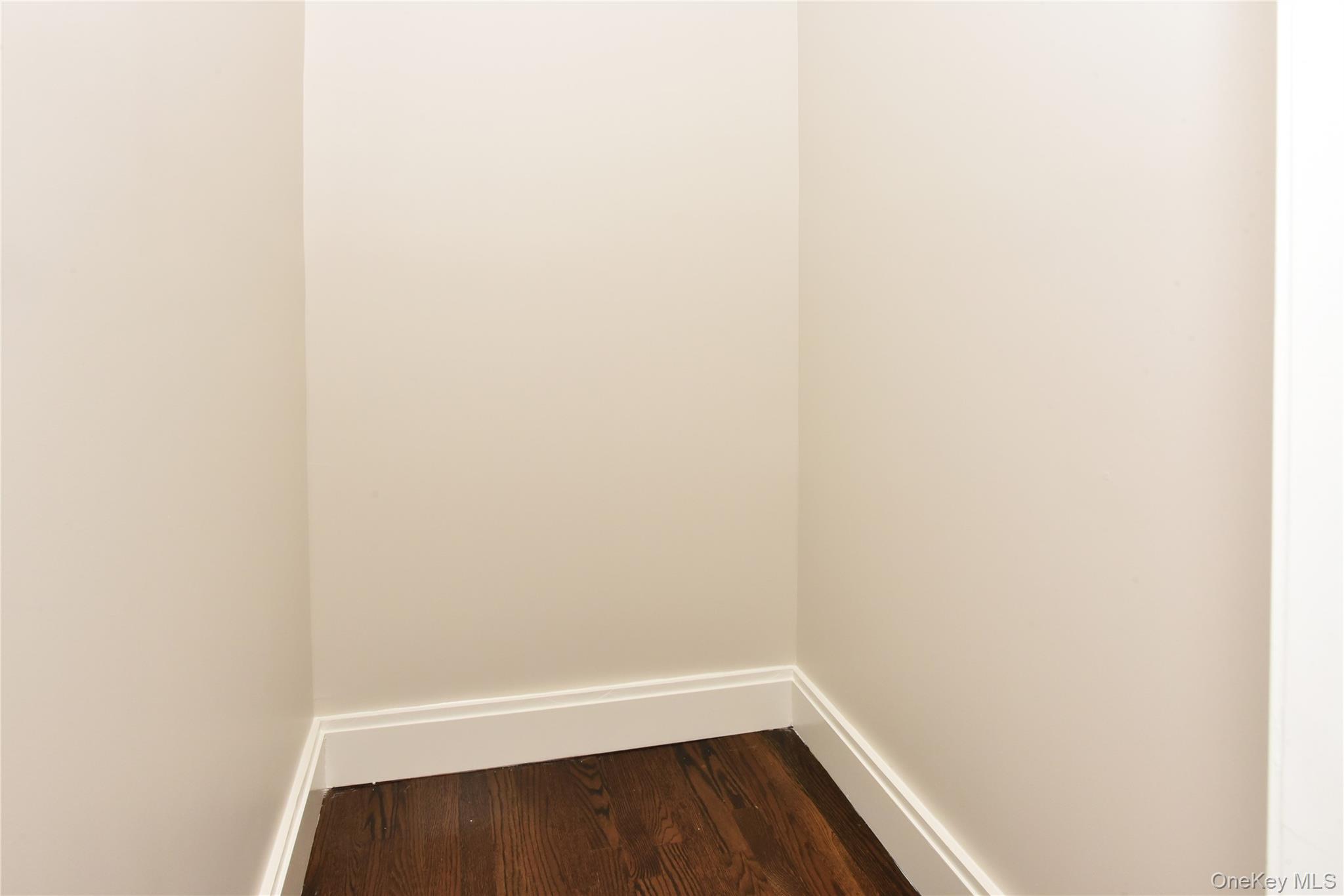 67-66 108th Street # D22, Forest Hills, NY 11375