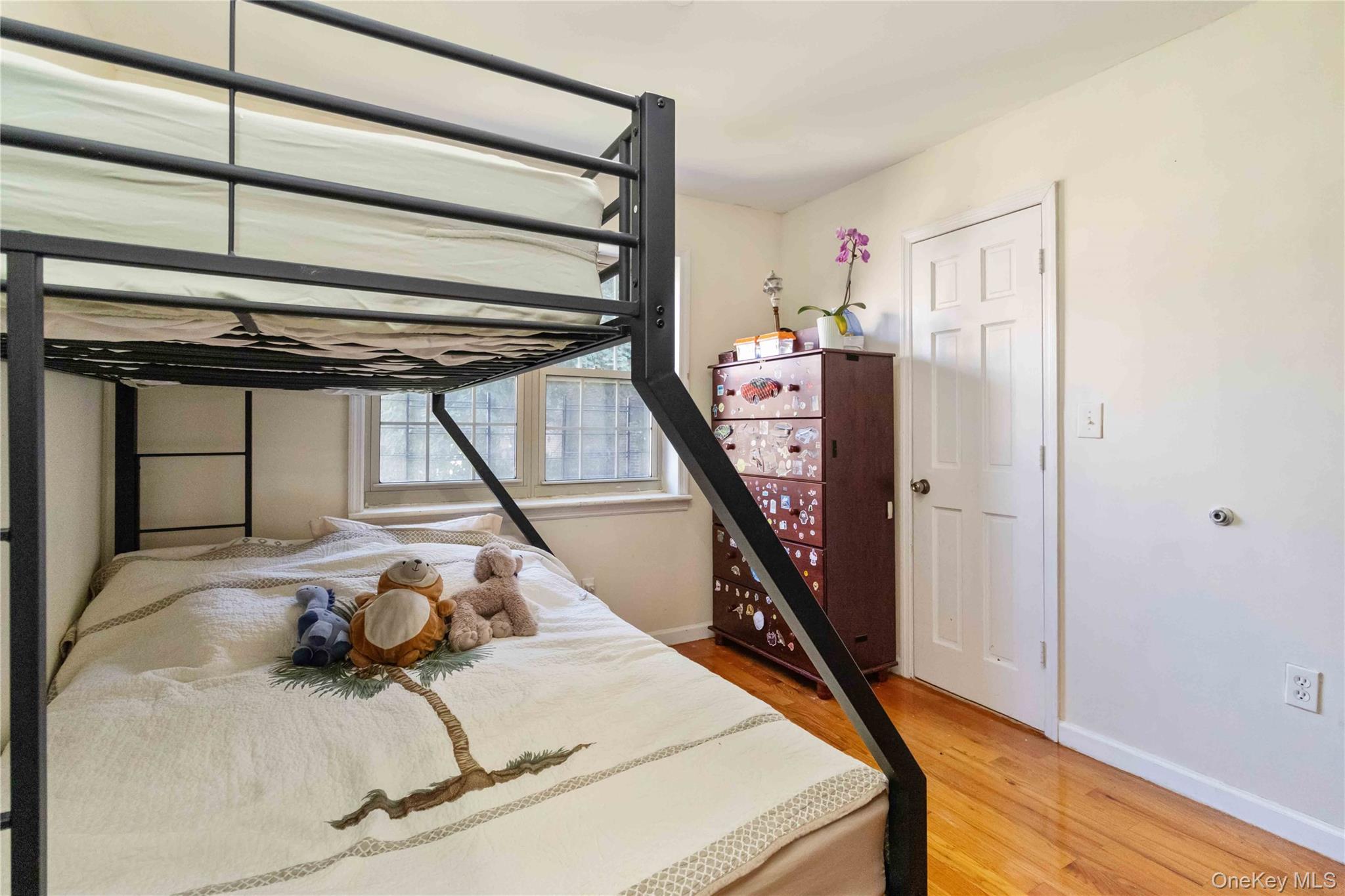 10223 43 Avenue # 2B, Corona, NY 11368