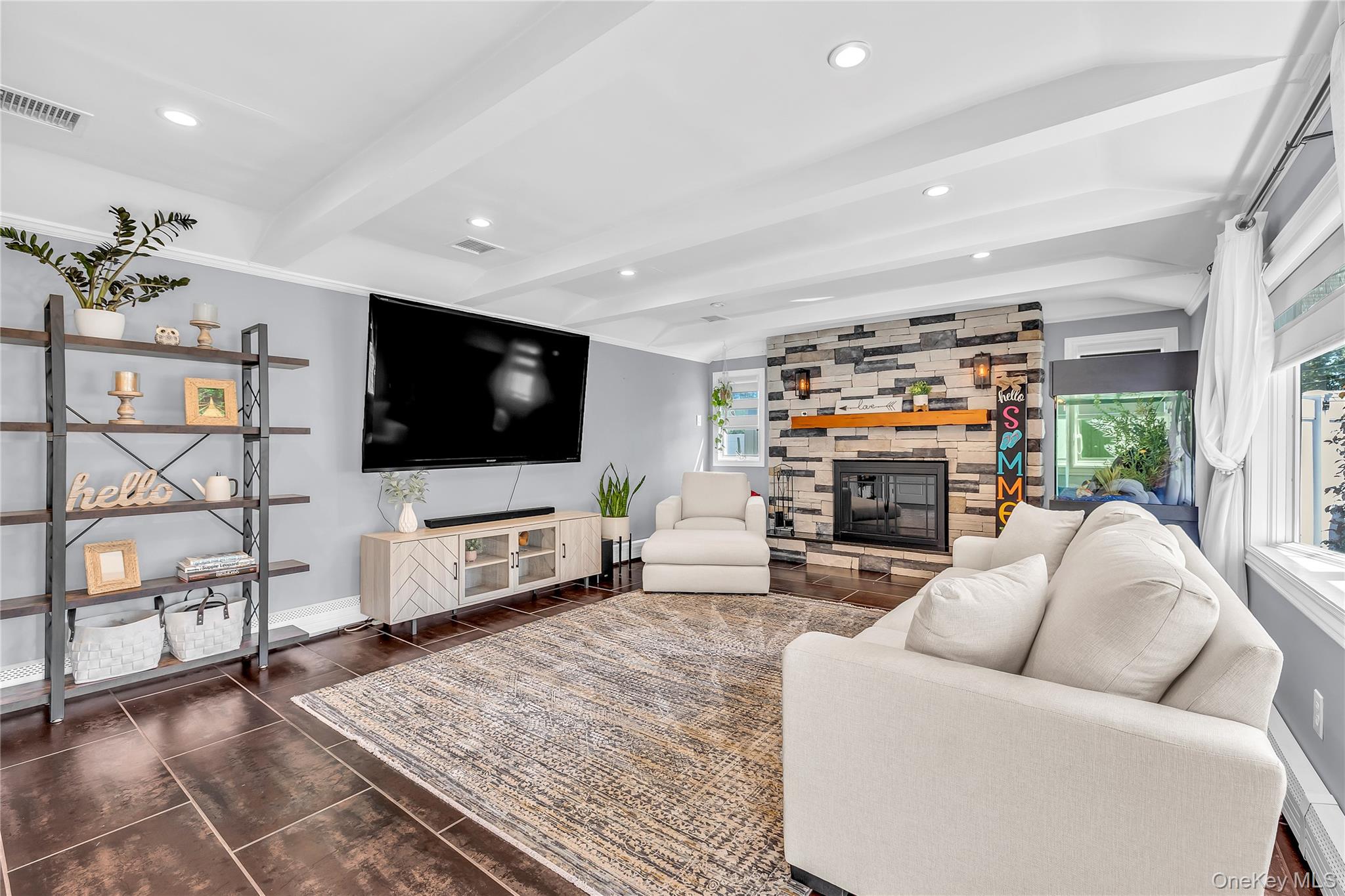 23 Allegheny Drive W, Farmingville, NY 11738