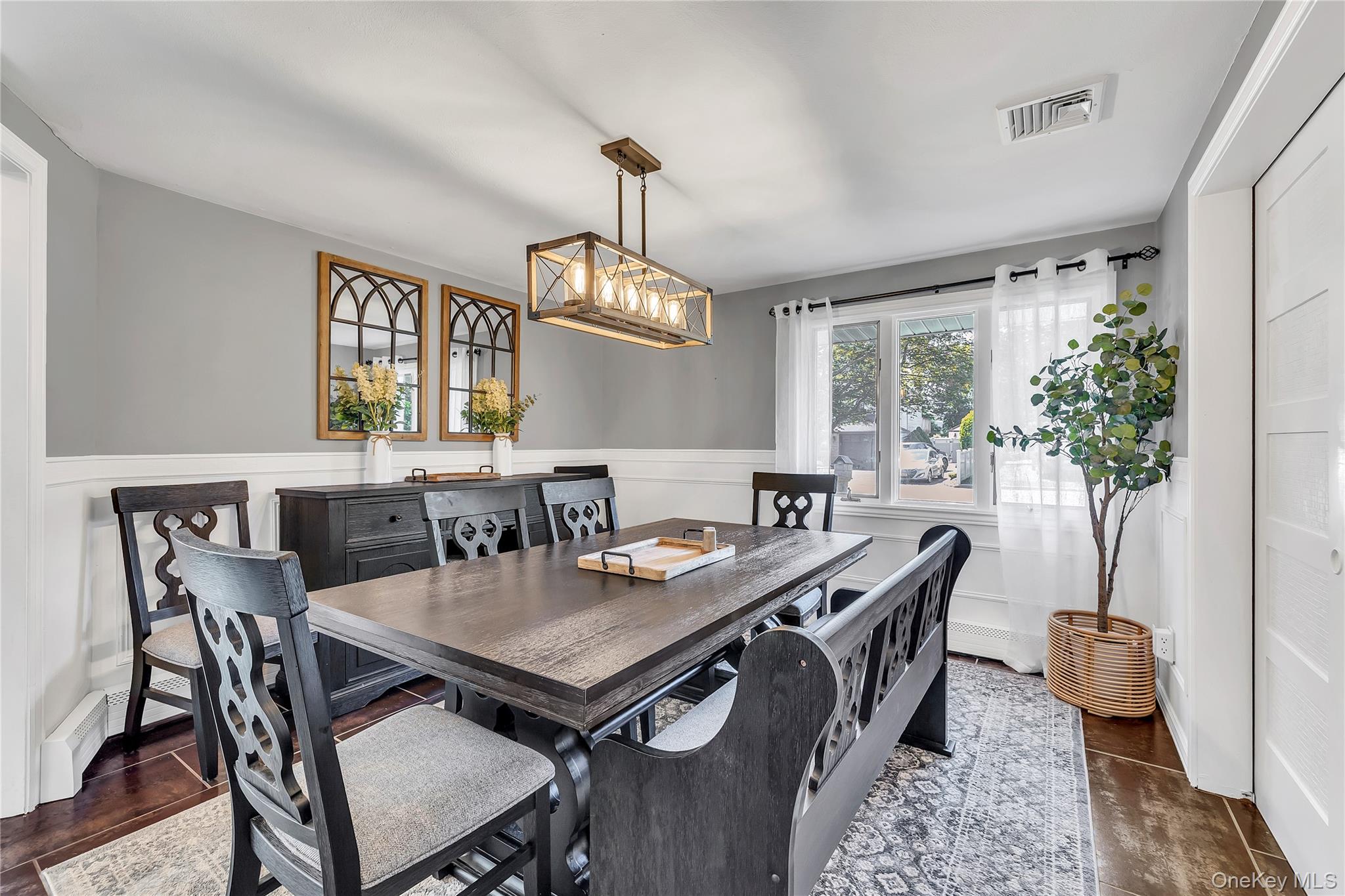 23 Allegheny Drive W, Farmingville, NY 11738