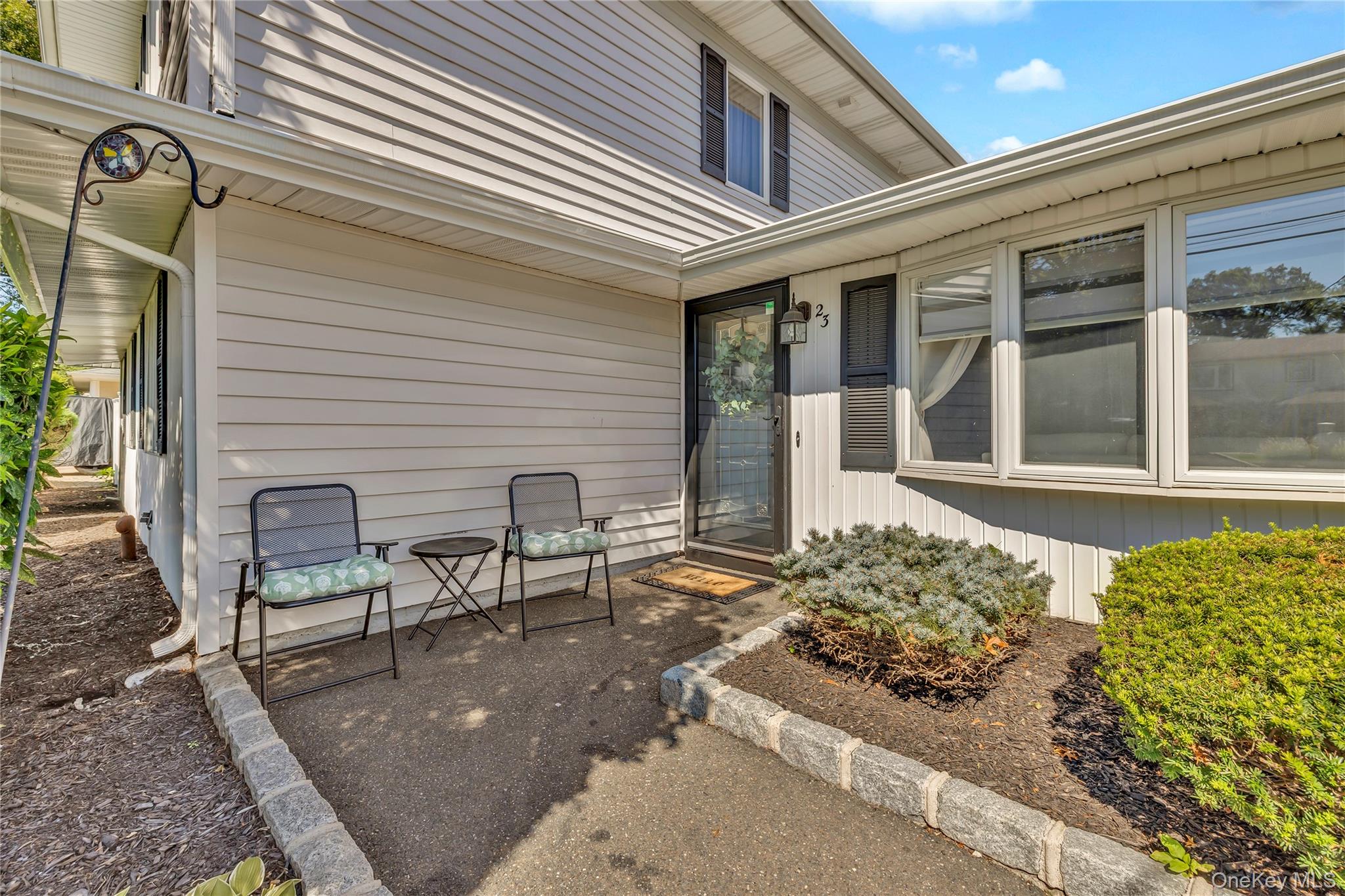 23 Allegheny Drive W, Farmingville, NY 11738