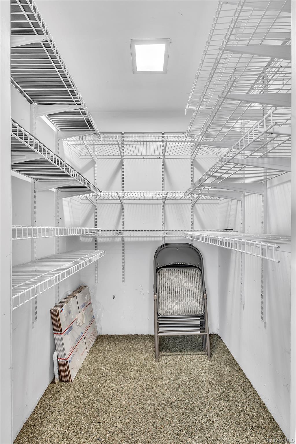 23 Allegheny Drive W, Farmingville, NY 11738