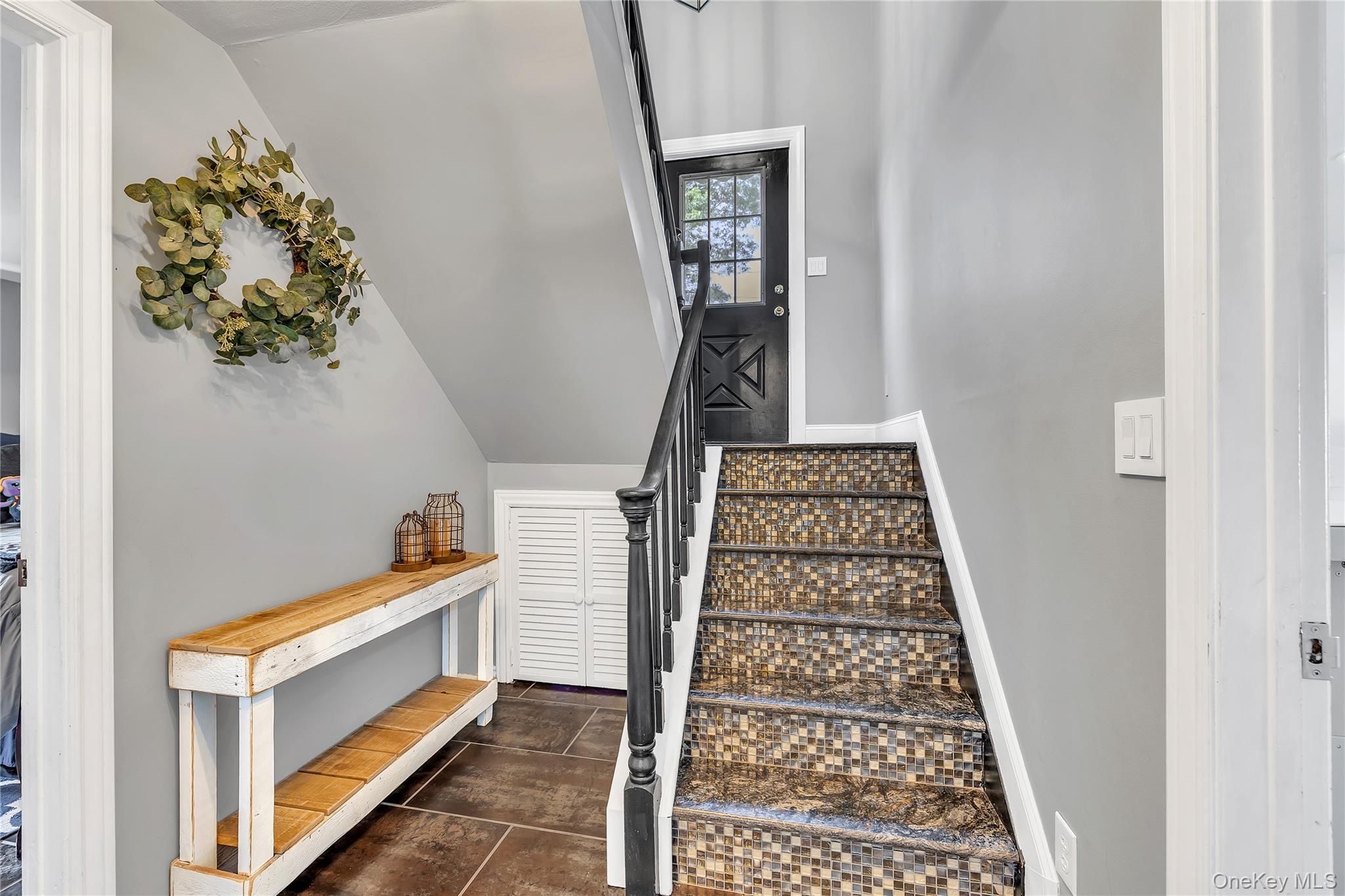 23 Allegheny Drive W, Farmingville, NY 11738