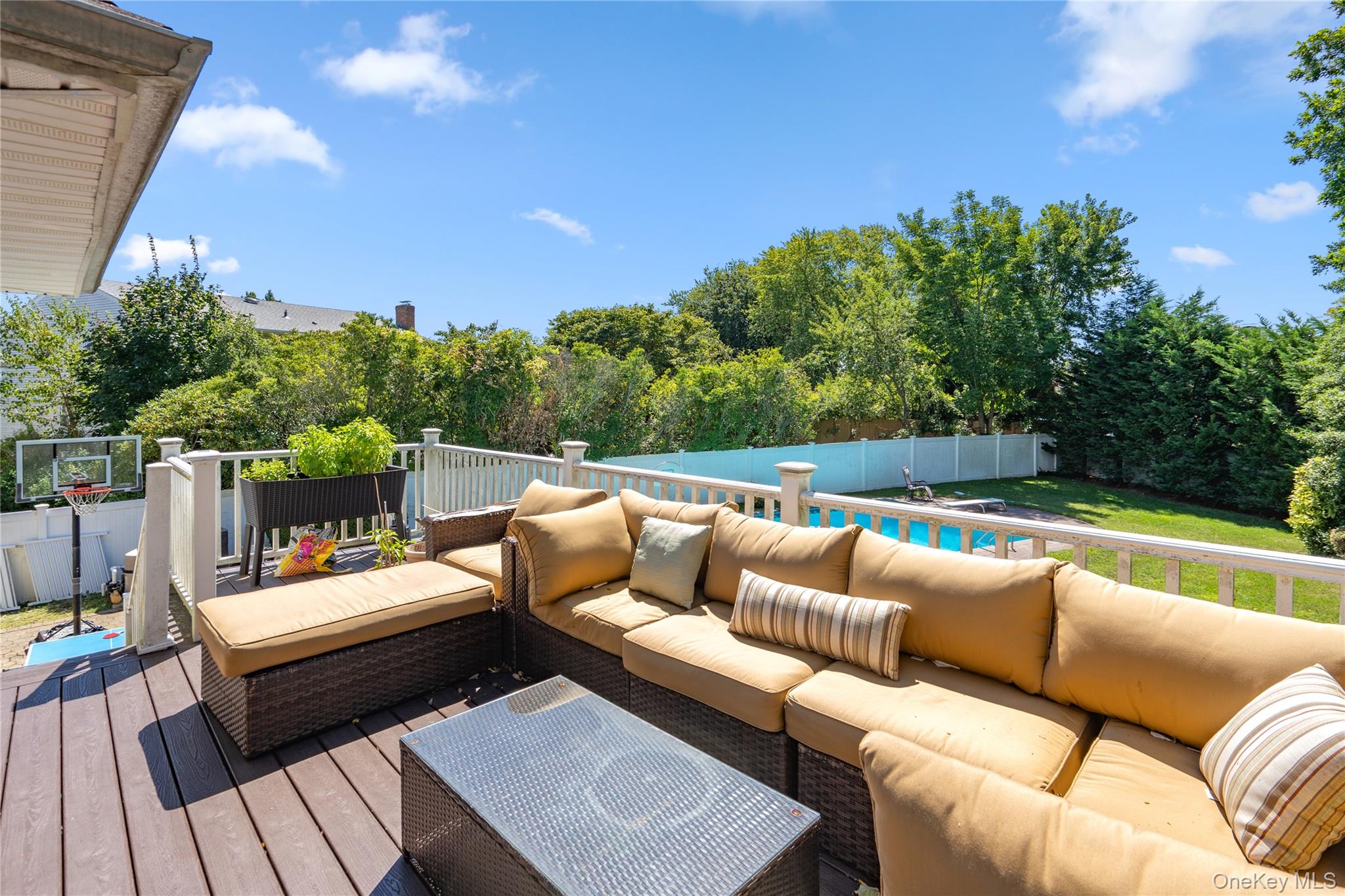 2998 Joyce Lane, Merrick, NY 11566