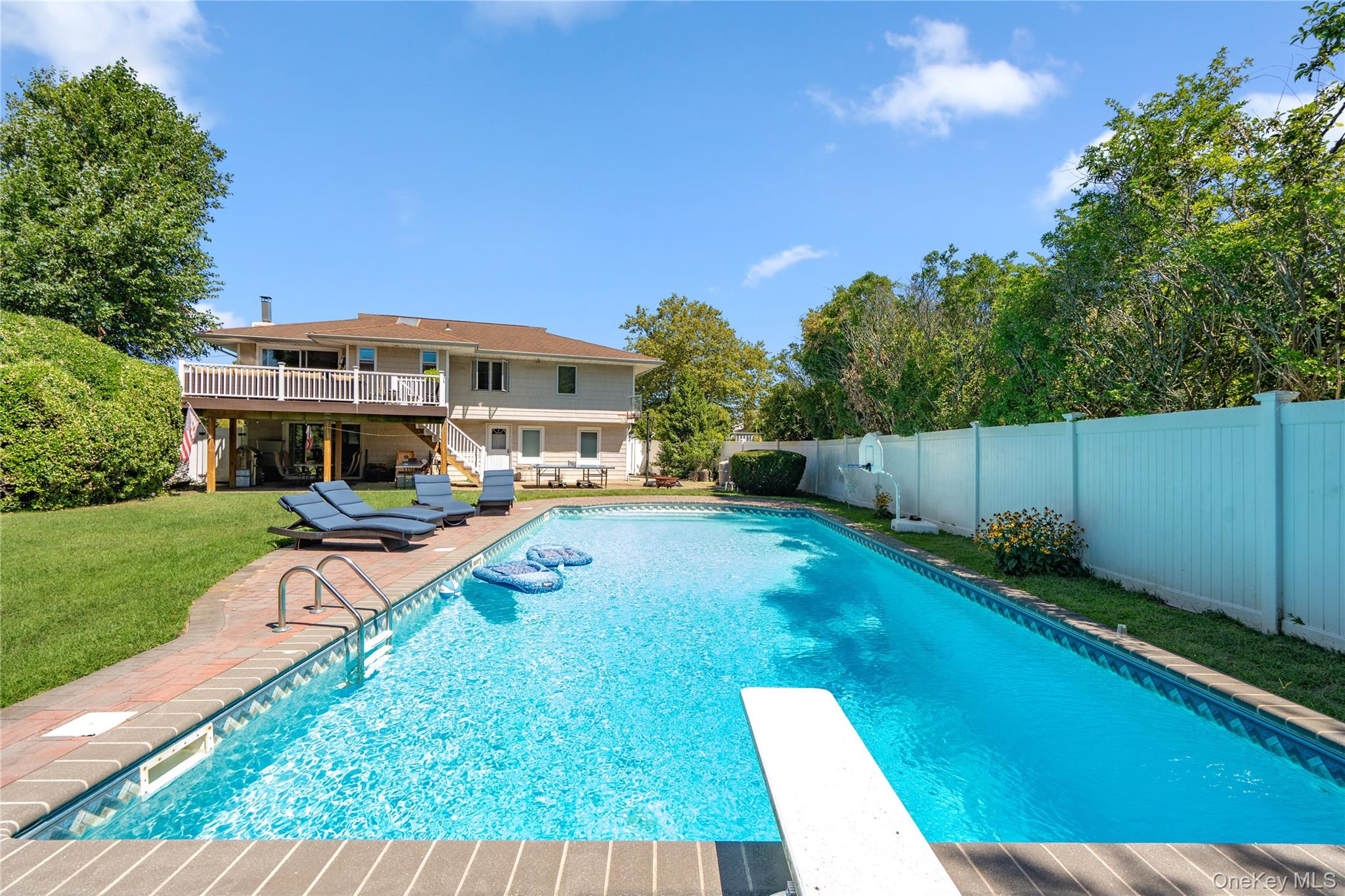 2998 Joyce Lane, Merrick, NY 11566