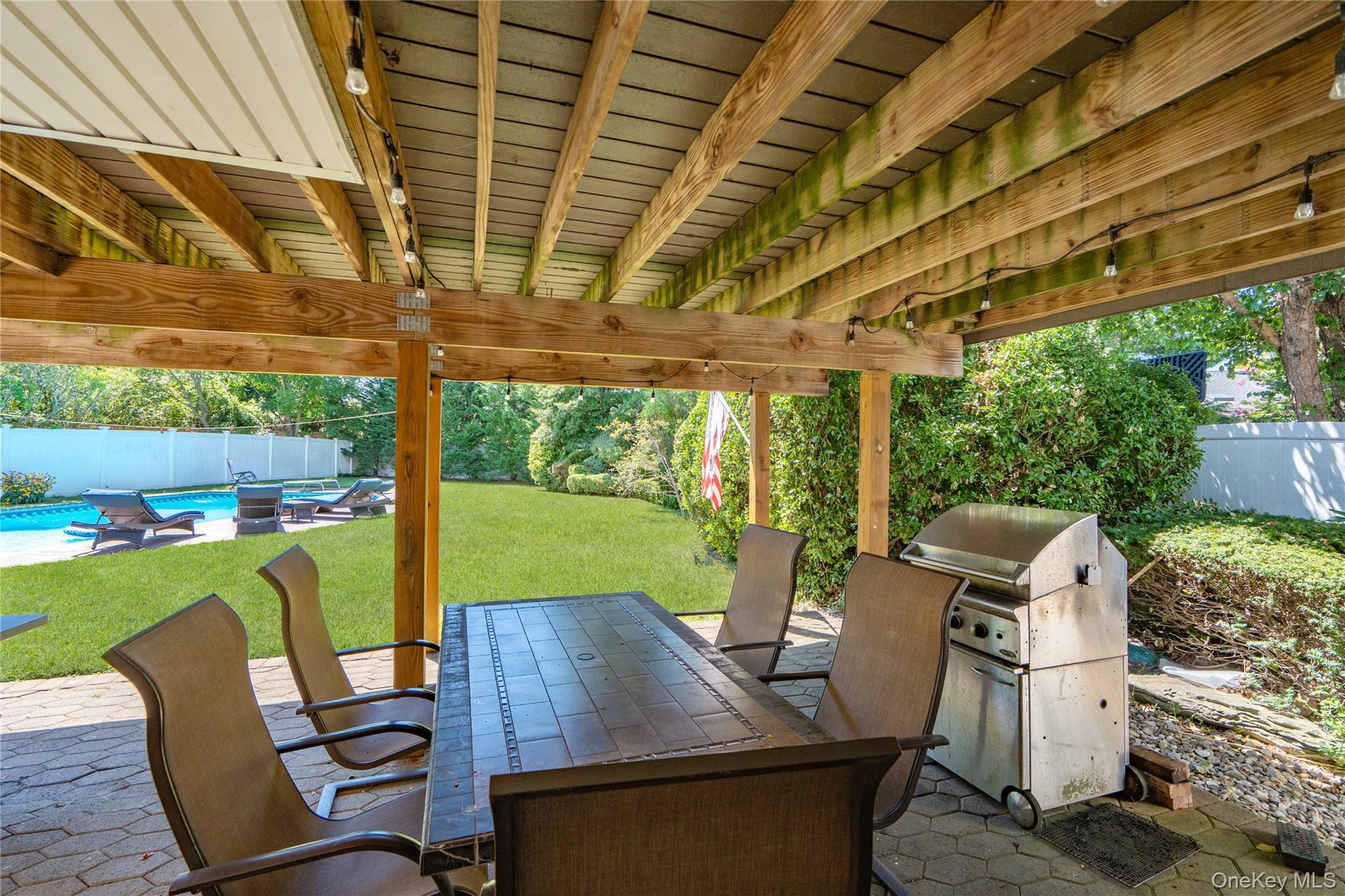 2998 Joyce Lane, Merrick, NY 11566