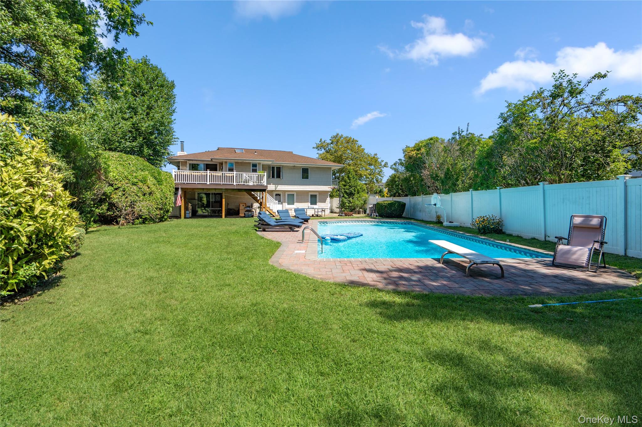 2998 Joyce Lane, Merrick, NY 11566