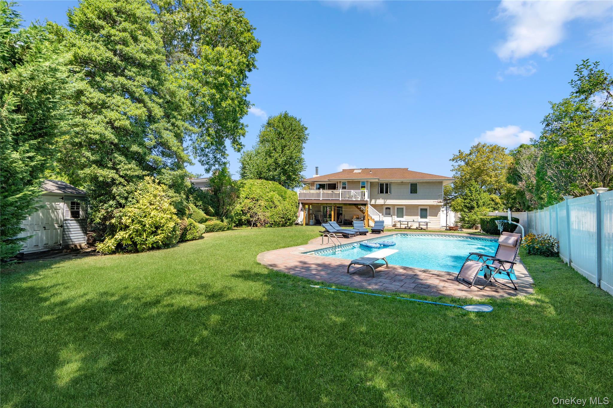 2998 Joyce Lane, Merrick, NY 11566