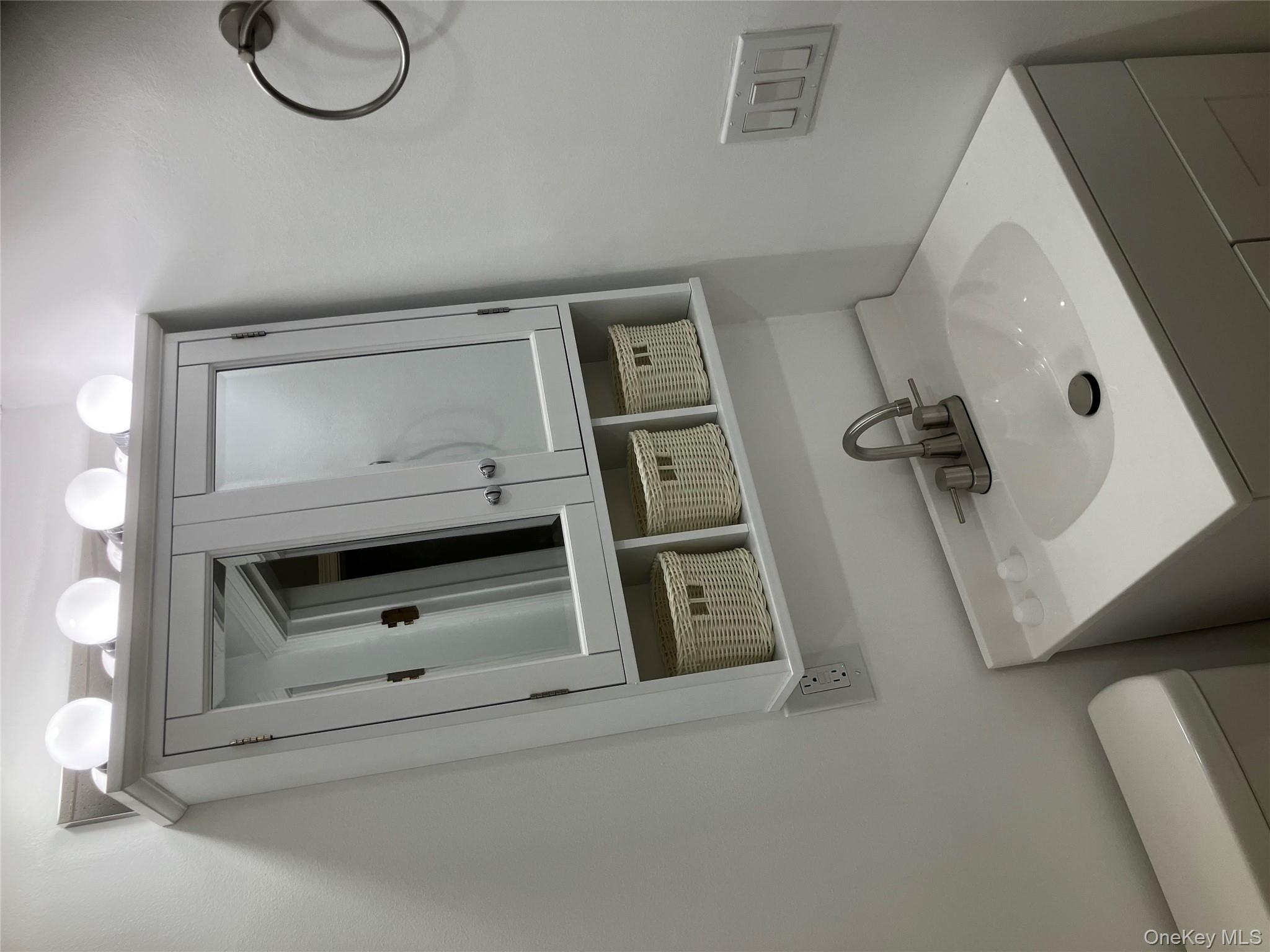 506 Fox Run Lane, Carmel, NY 10512