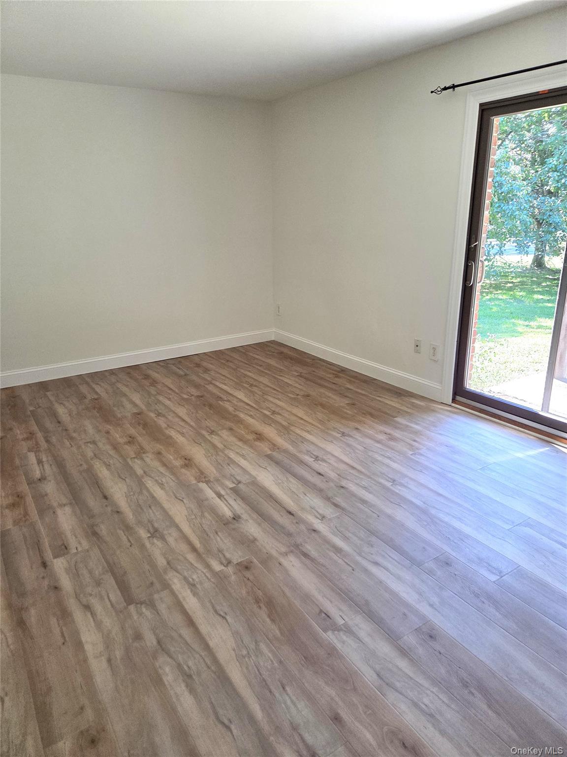 44 Bailey # 44, Middle Island, NY 11953