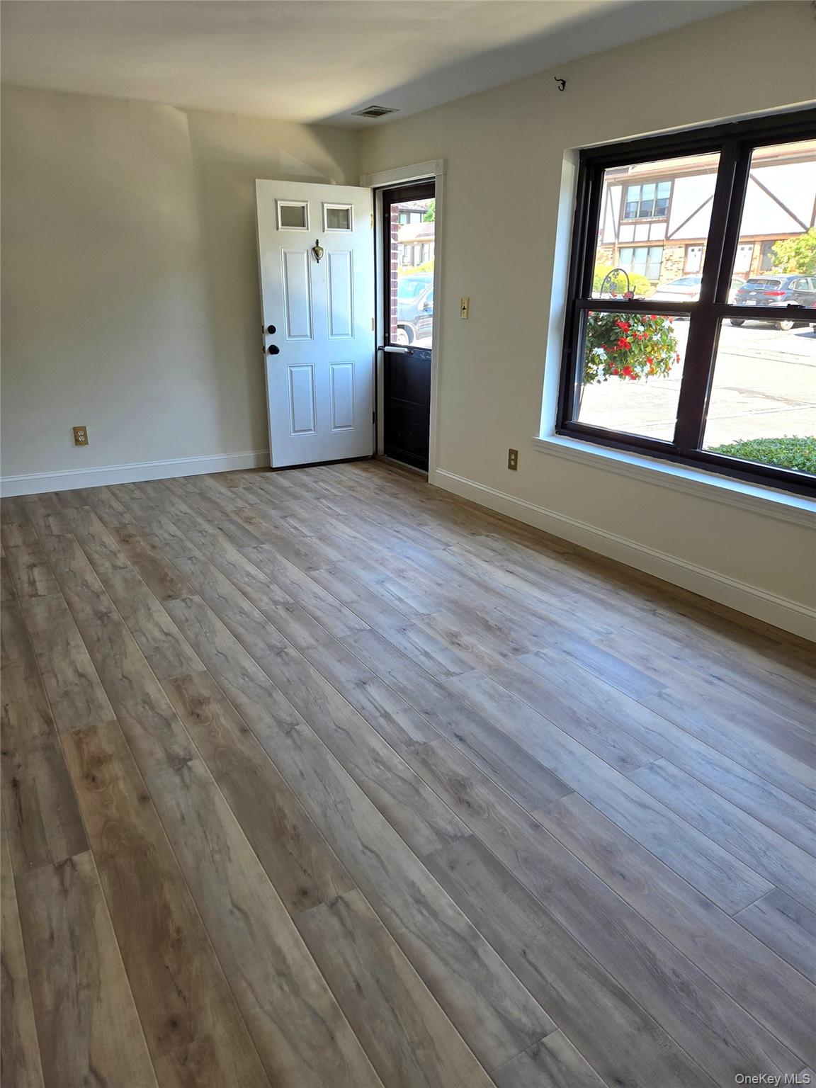 44 Bailey # 44, Middle Island, NY 11953