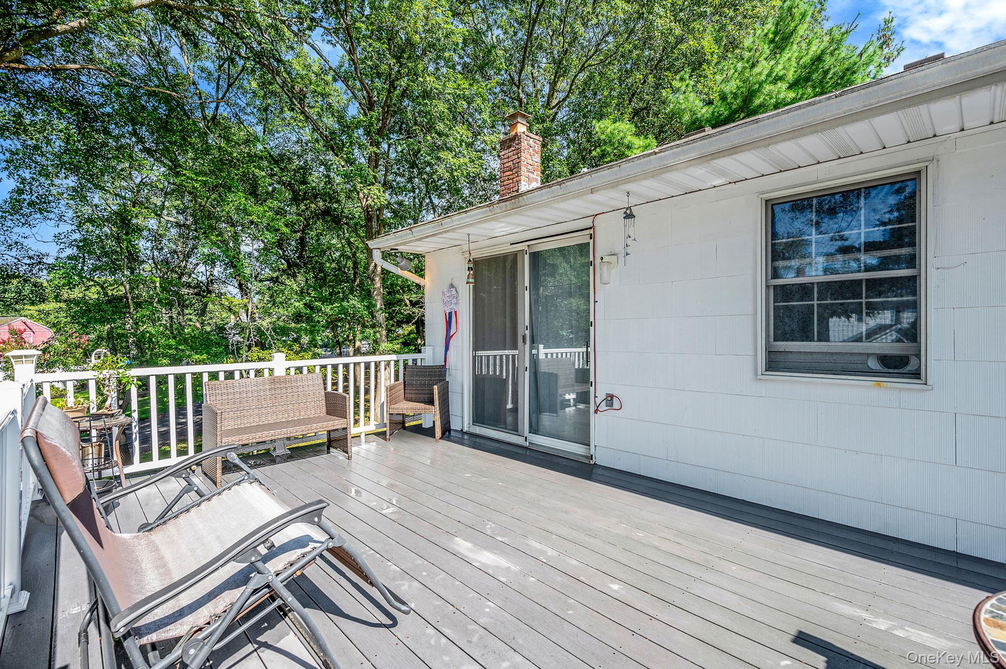 3 Wainscott Drive, Sound Beach, NY 11789