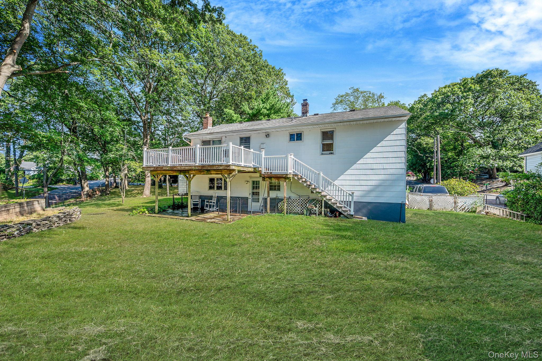 3 Wainscott Drive, Sound Beach, NY 11789