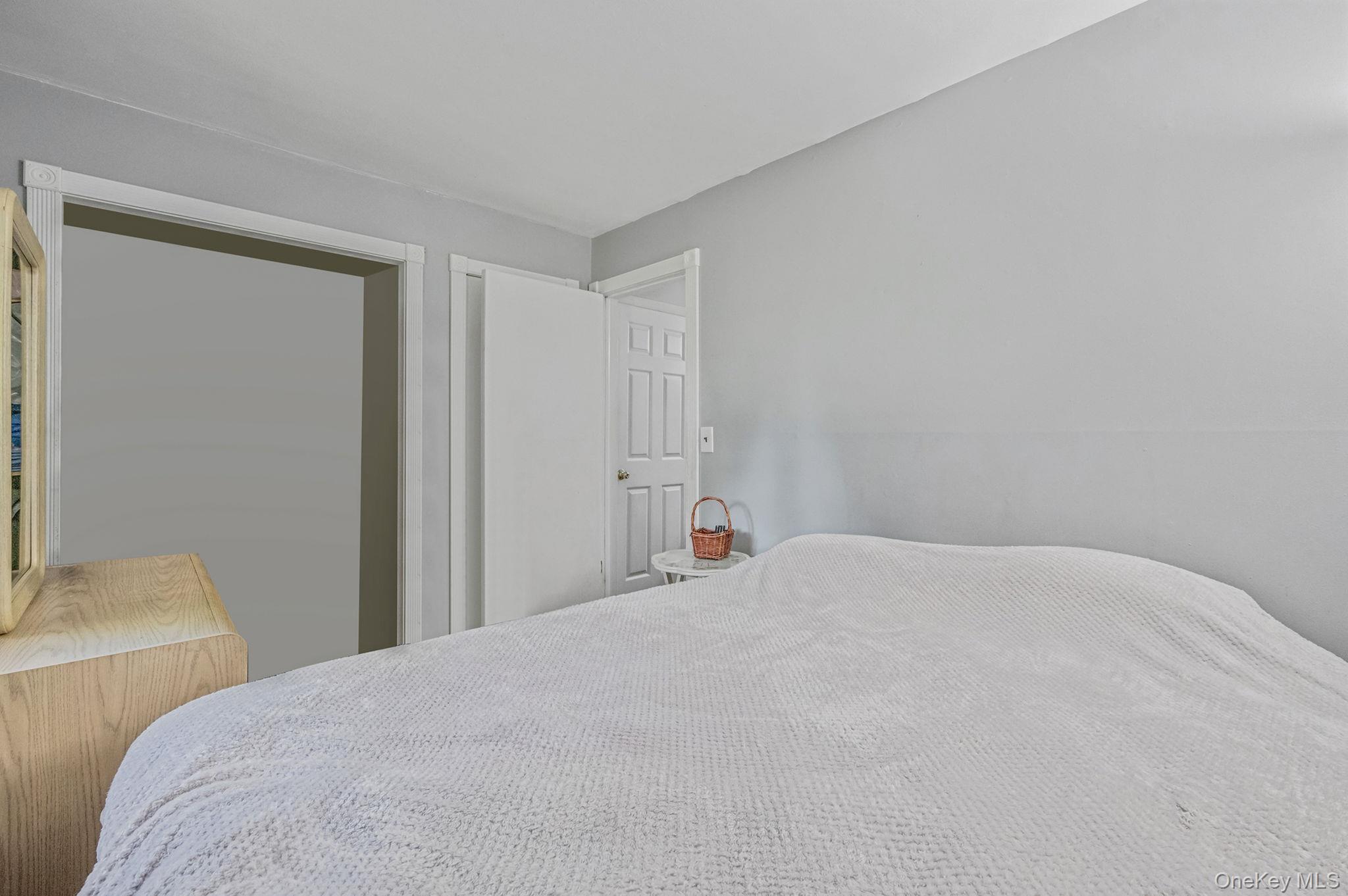 3 Wainscott Drive, Sound Beach, NY 11789