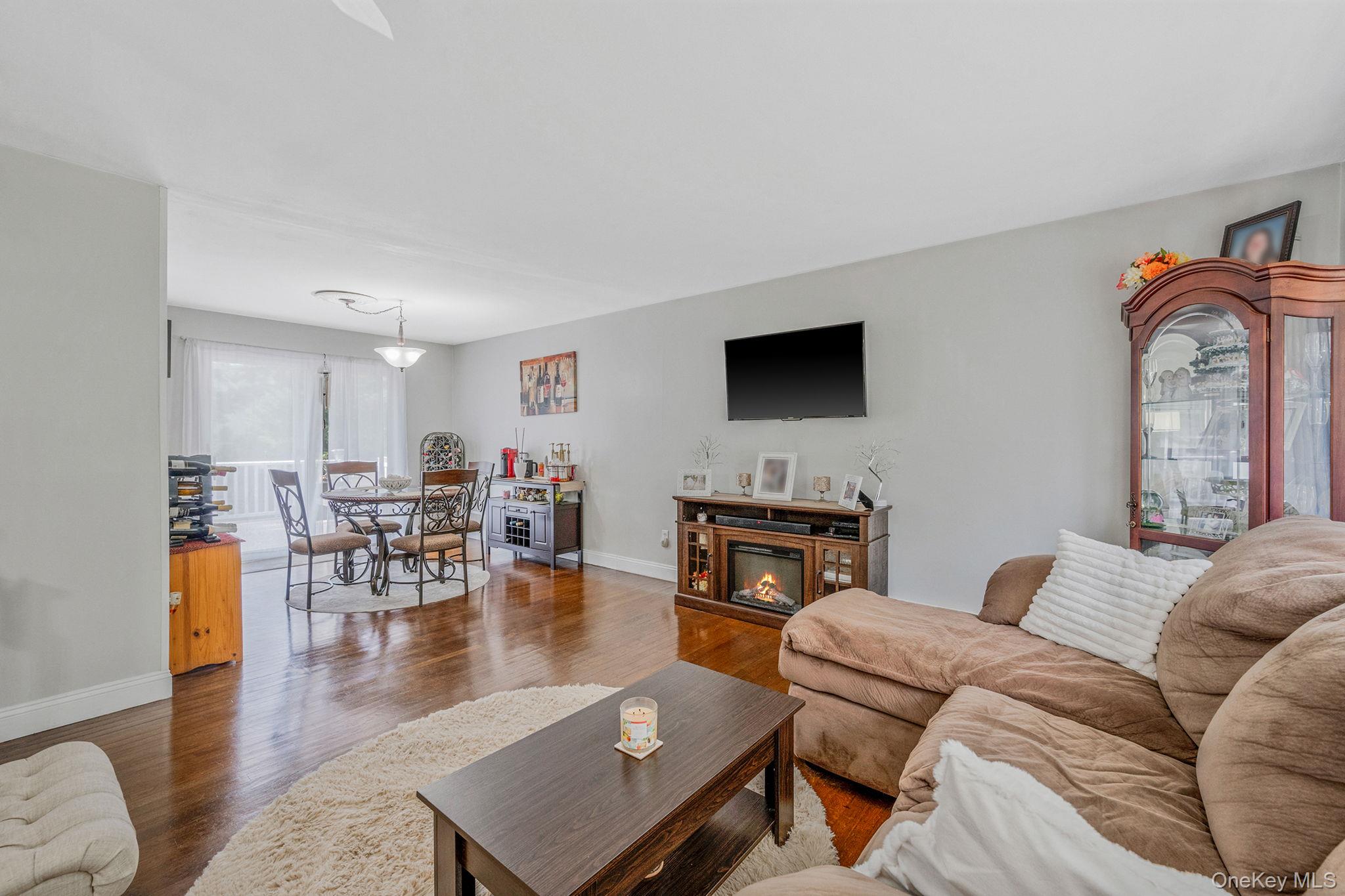 3 Wainscott Drive, Sound Beach, NY 11789