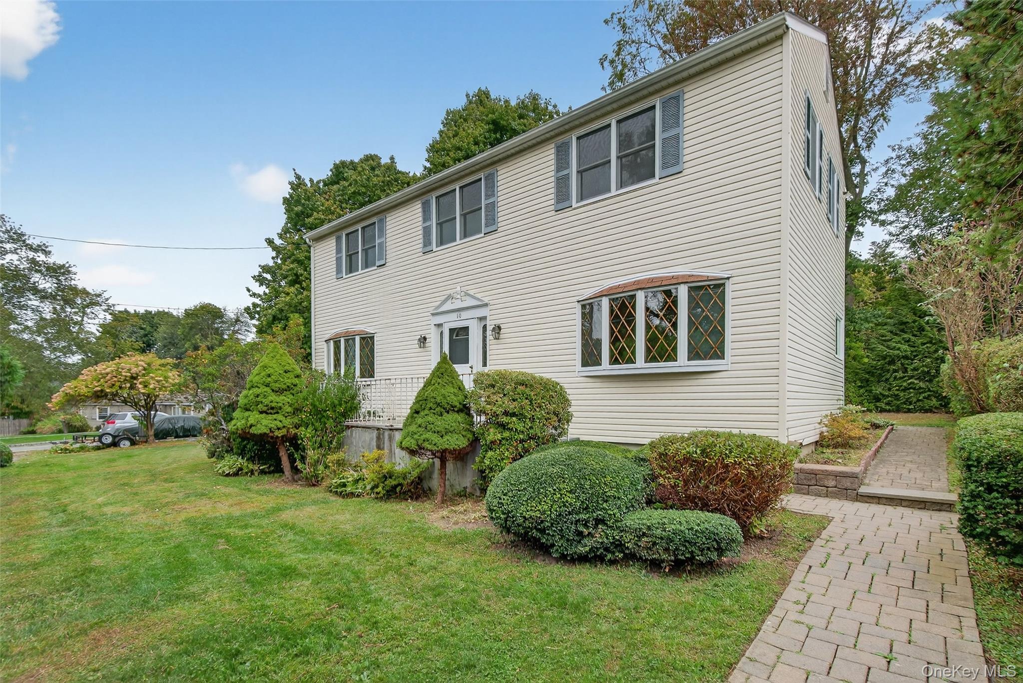 10 Heathcote Road, Carmel, NY 10512