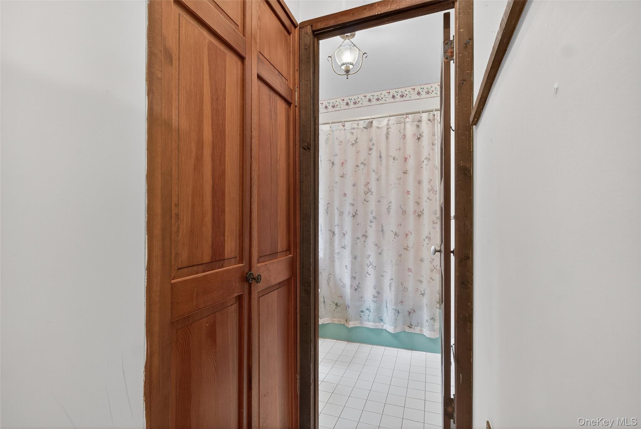 10 Heathcote Road, Carmel, NY 10512