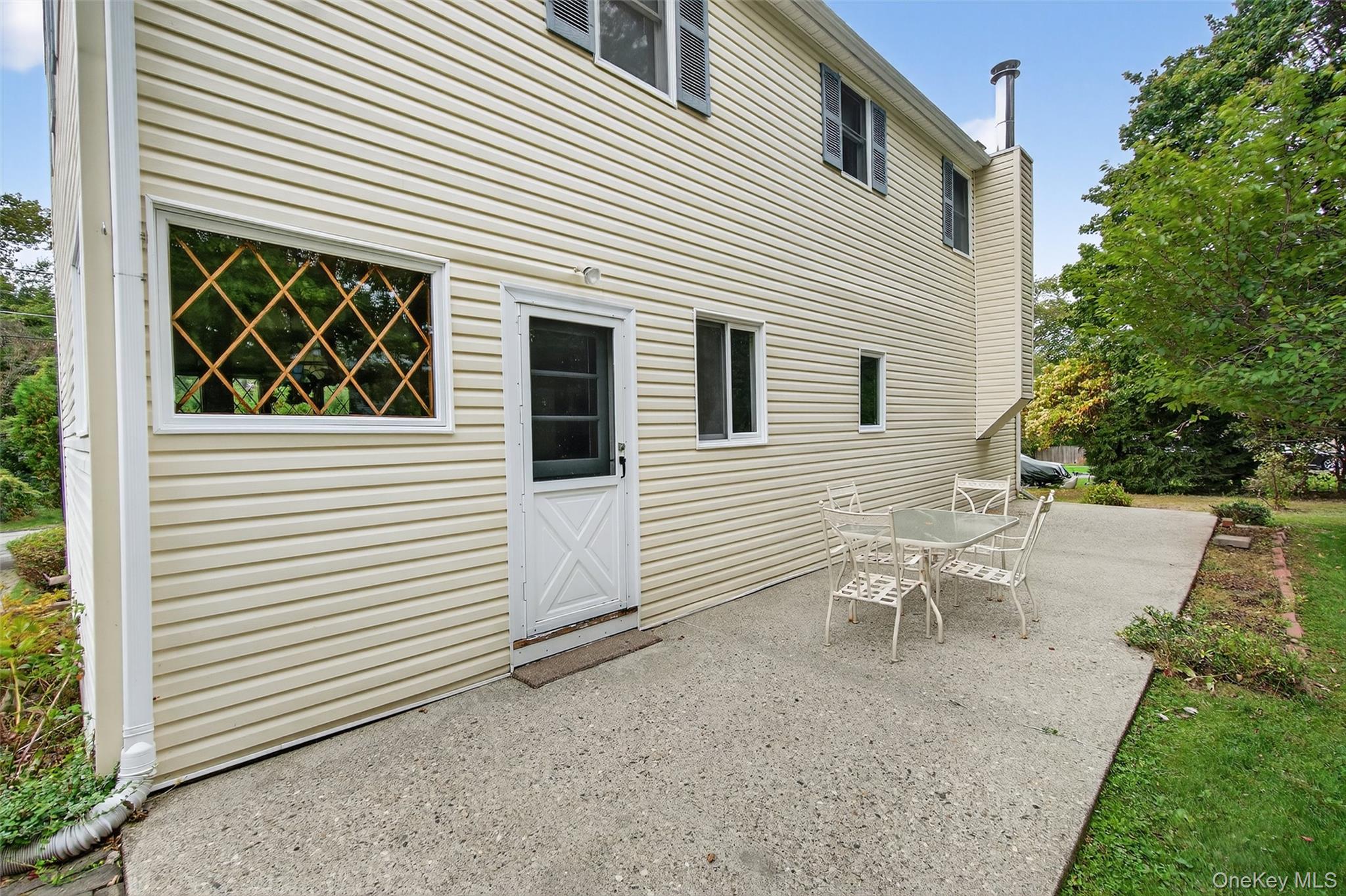 10 Heathcote Road, Carmel, NY 10512