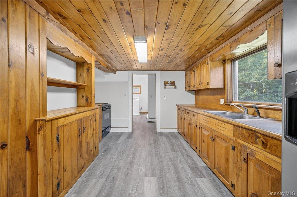 153-155 Schoolhouse Lane, Hopewell Junction, NY 12533