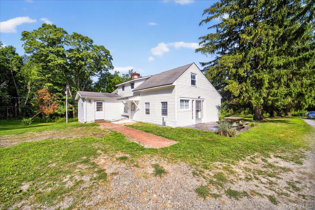 153-155 Schoolhouse Lane, Hopewell Junction, NY 12533