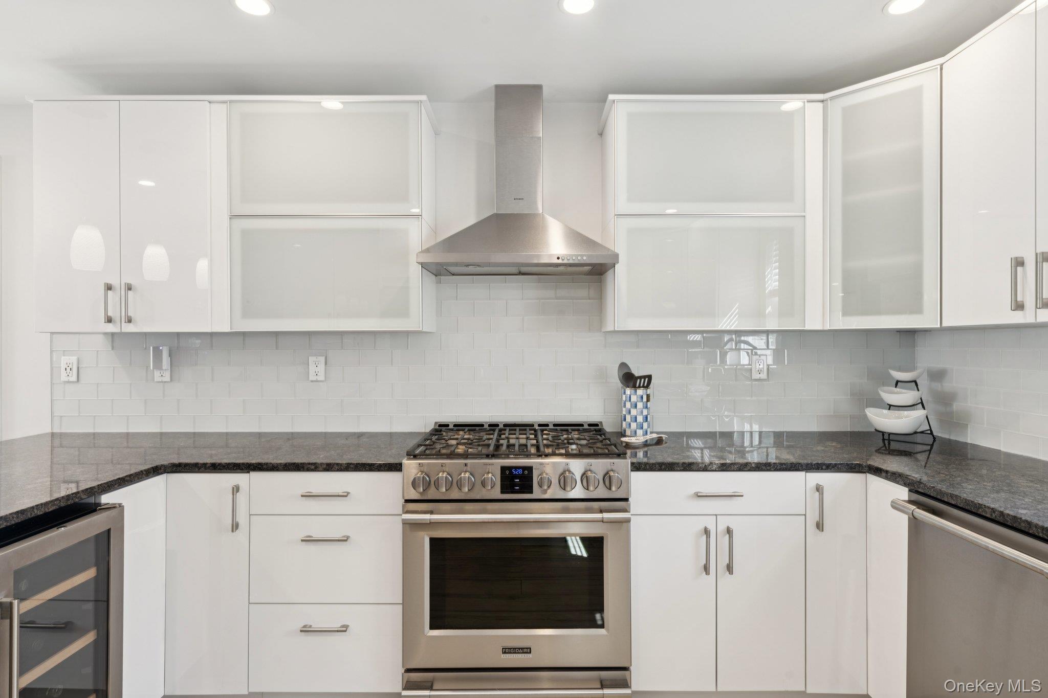 59 Delaware Avenue, Long Beach, NY 11561