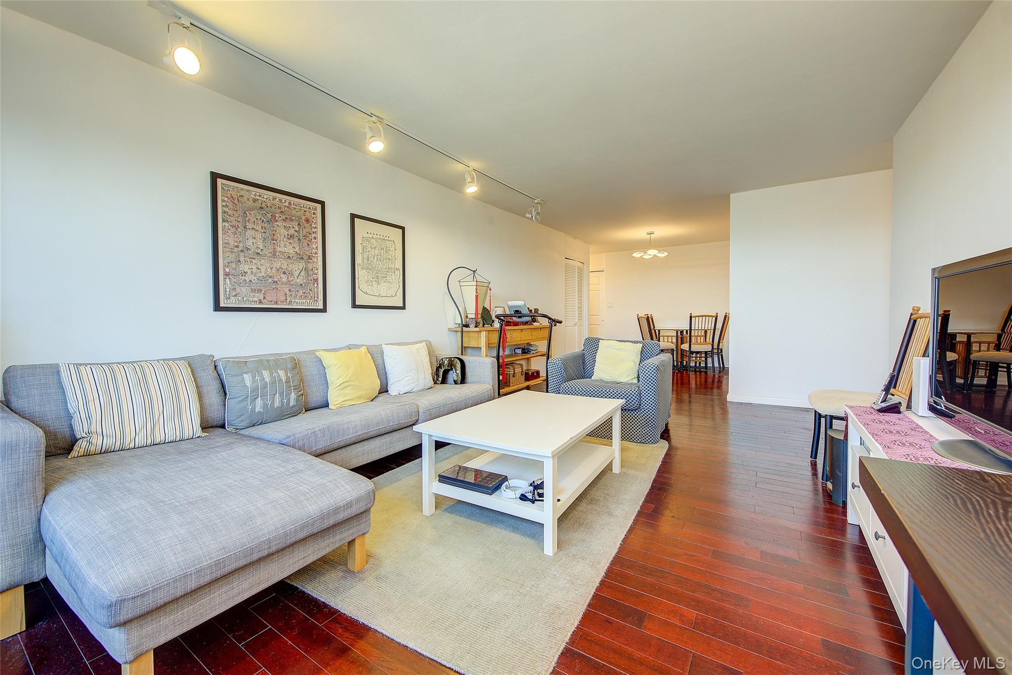 66-36 Yellowstone Boulevard # 17H, Forest Hills, NY 11375