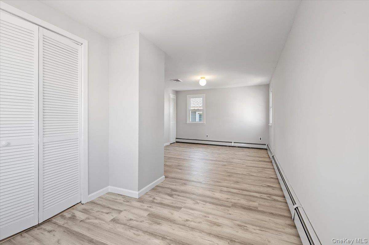 10 Dart Street, East Rockaway, NY 11518